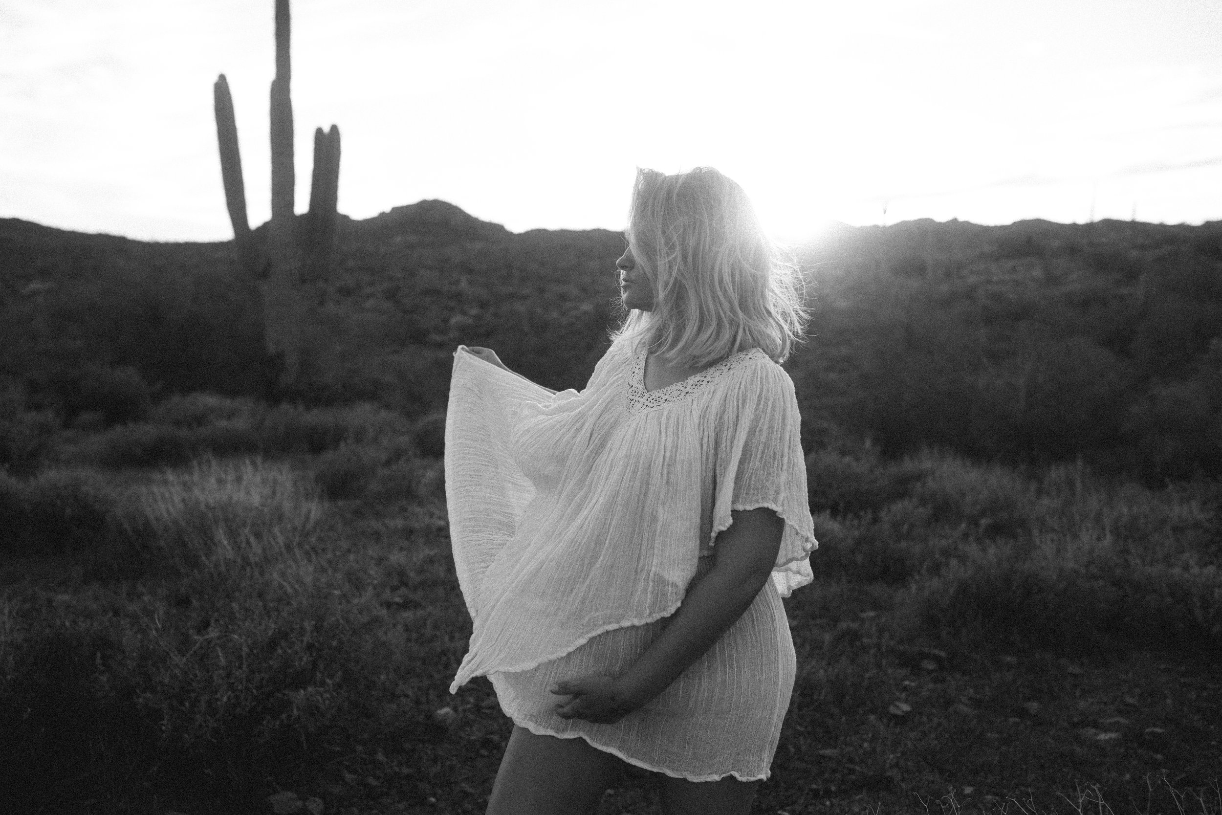 Arizona-Film-Photographer-Superstitions-Maternity-157.jpg