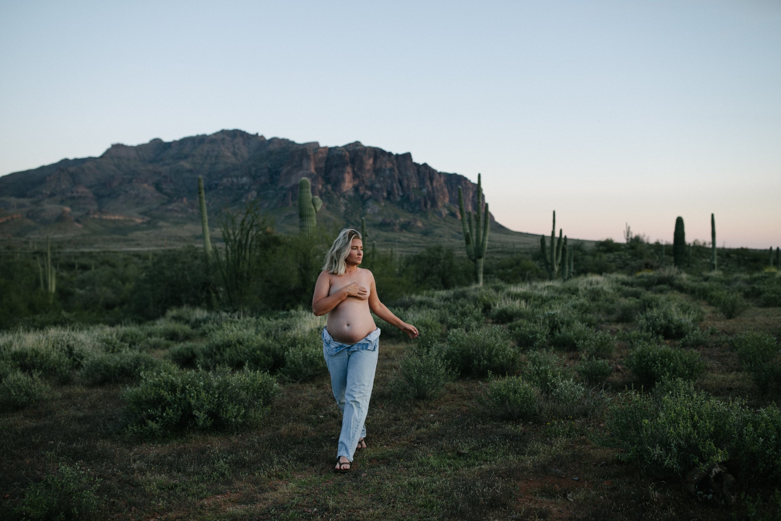 Arizona-Film-Photographer-Superstitions-Maternity-188.jpg