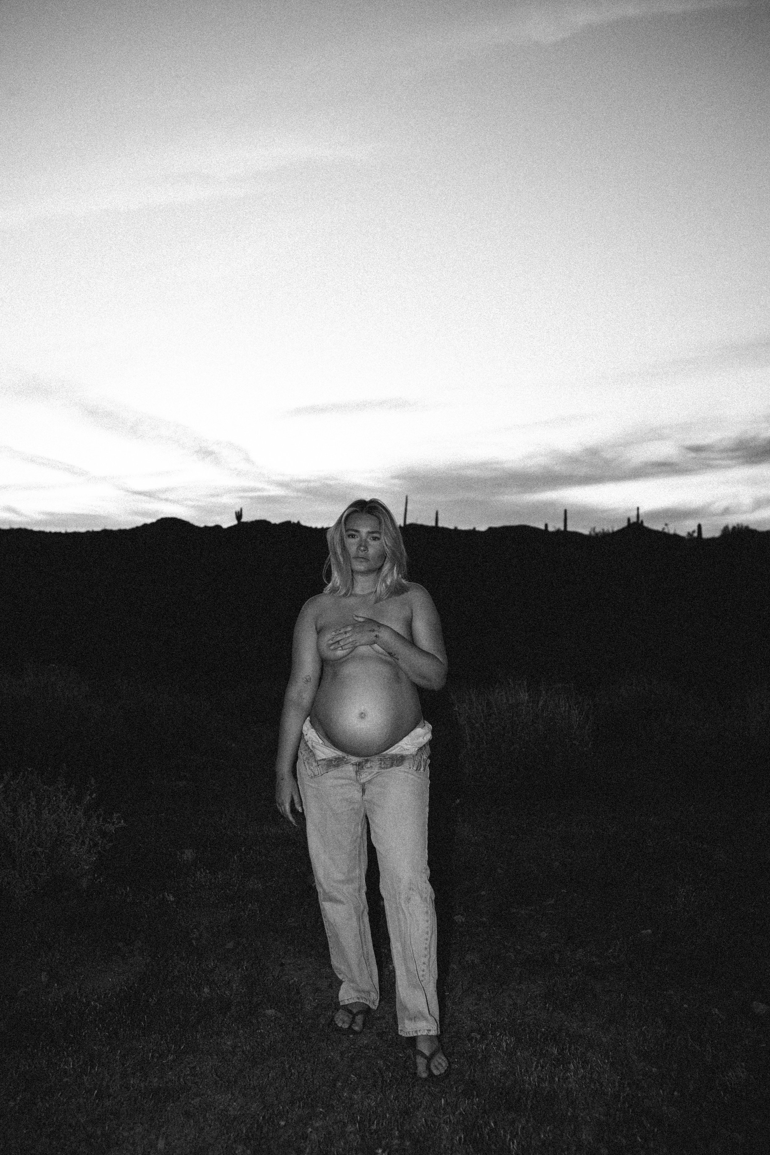 Arizona-Film-Photographer-Superstitions-Maternity-204.jpg