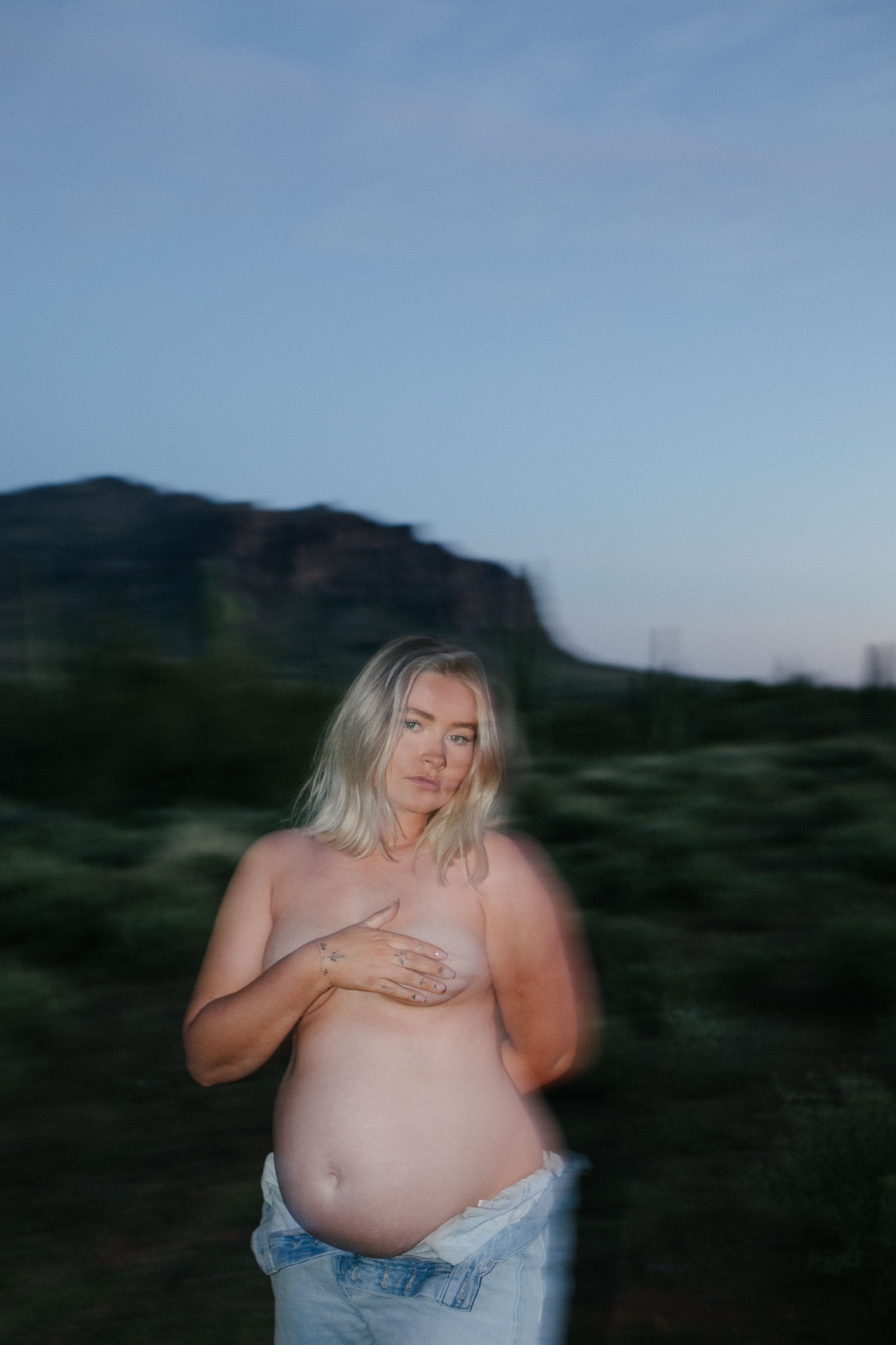 Arizona-Film-Photographer-Superstitions-Maternity-235.jpg