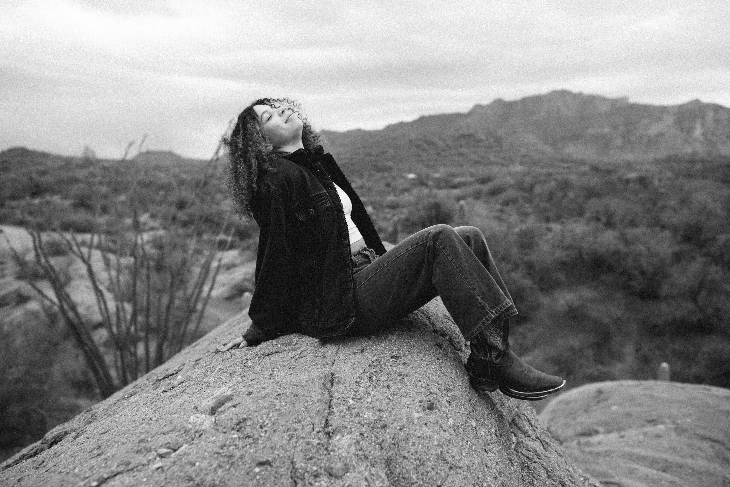 Arizona-Film-Photographer-Superstitions-Portrait-74.jpg