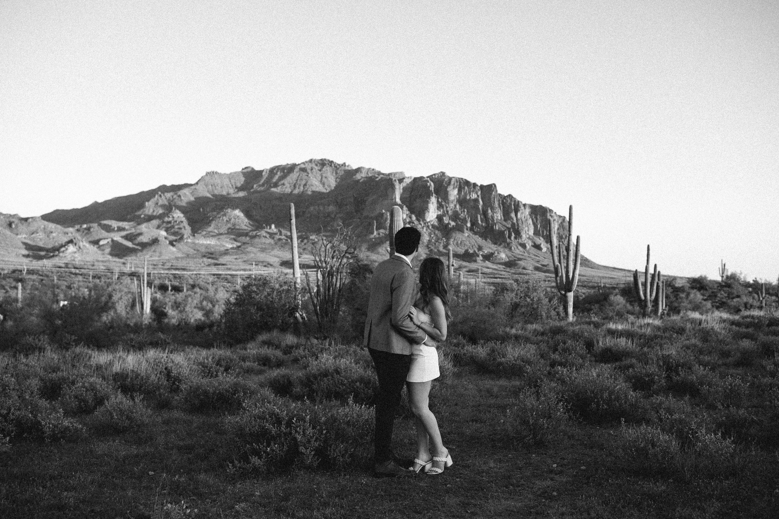 Arizona-Film-Photographer-Superstitions-Engagement-110.jpg