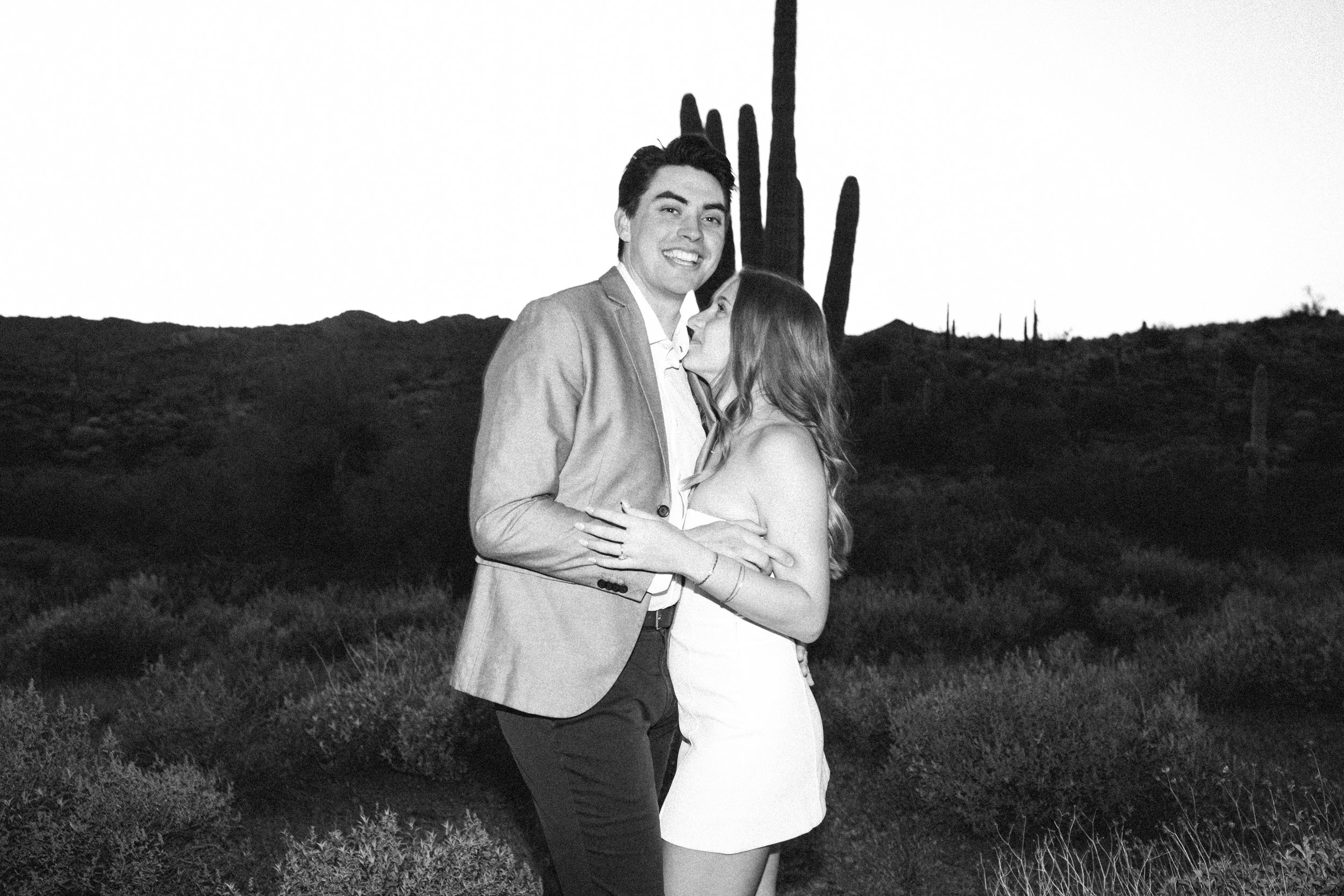 Arizona-Film-Photographer-Superstitions-Engagement-163.jpg