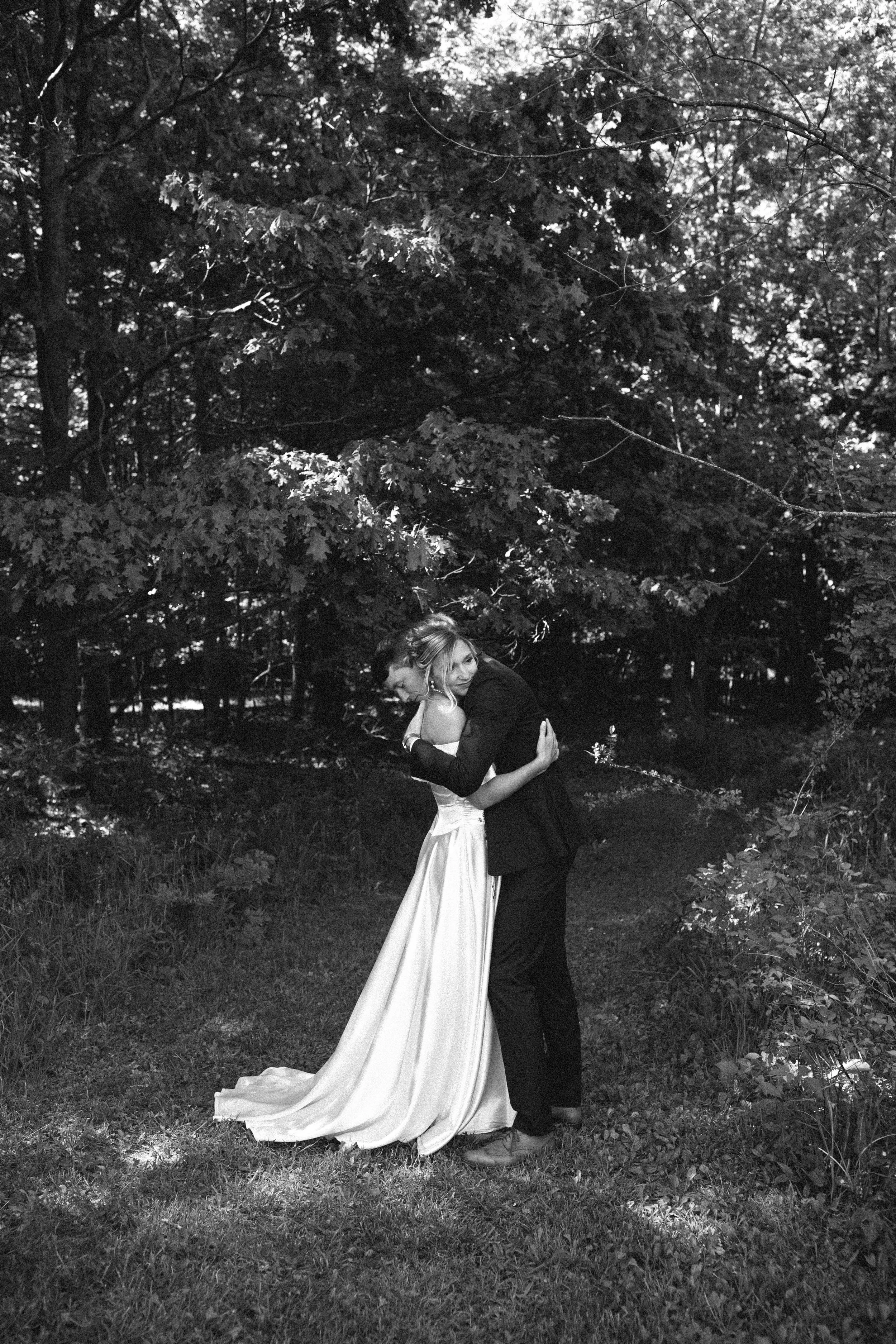Michigan-Photographer-Branch-Michigan-Wedding-26.jpg