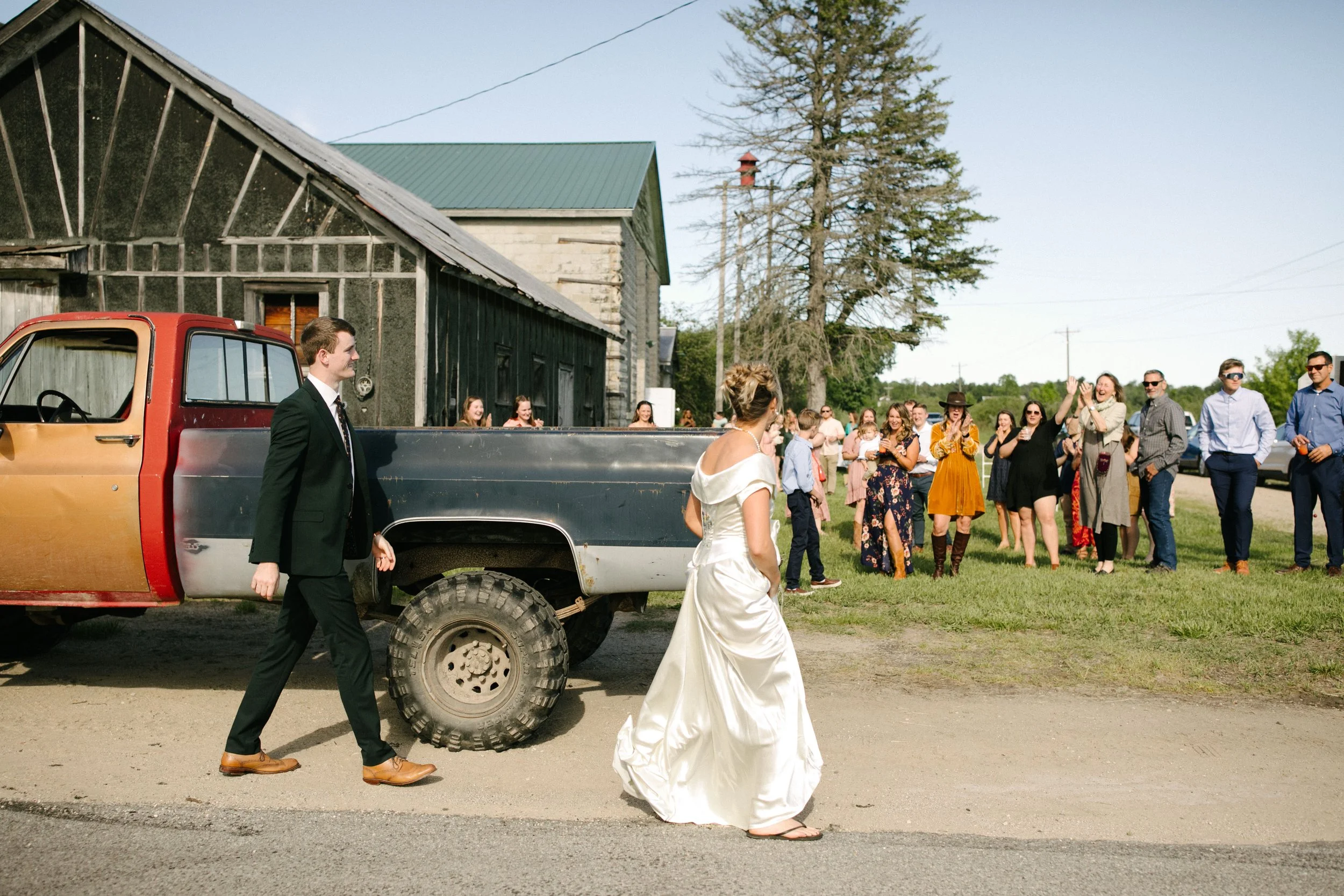 Michigan-Photographer-Branch-Michigan-Wedding-38.jpg