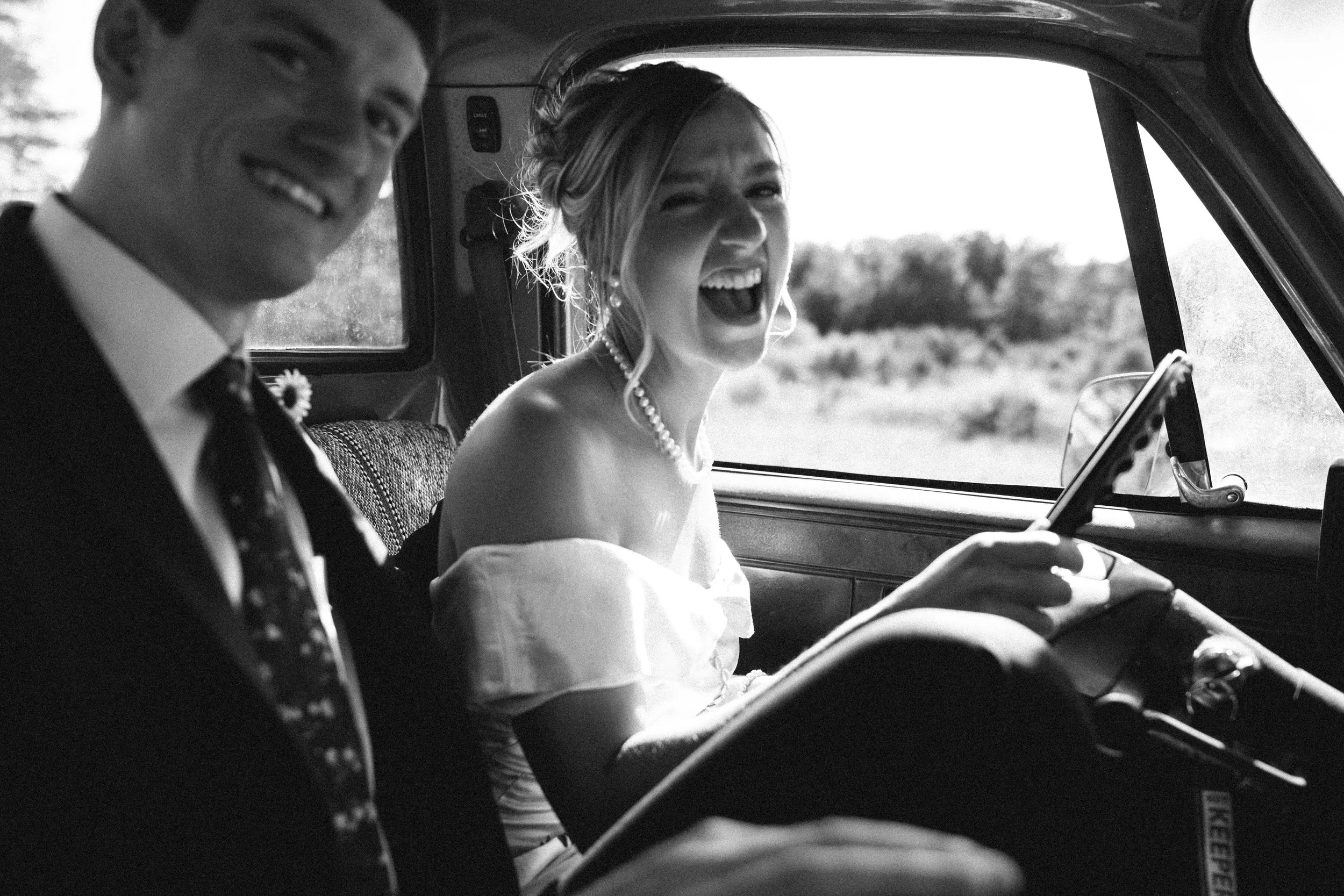 Michigan-Photographer-Branch-Michigan-Wedding-37.jpg