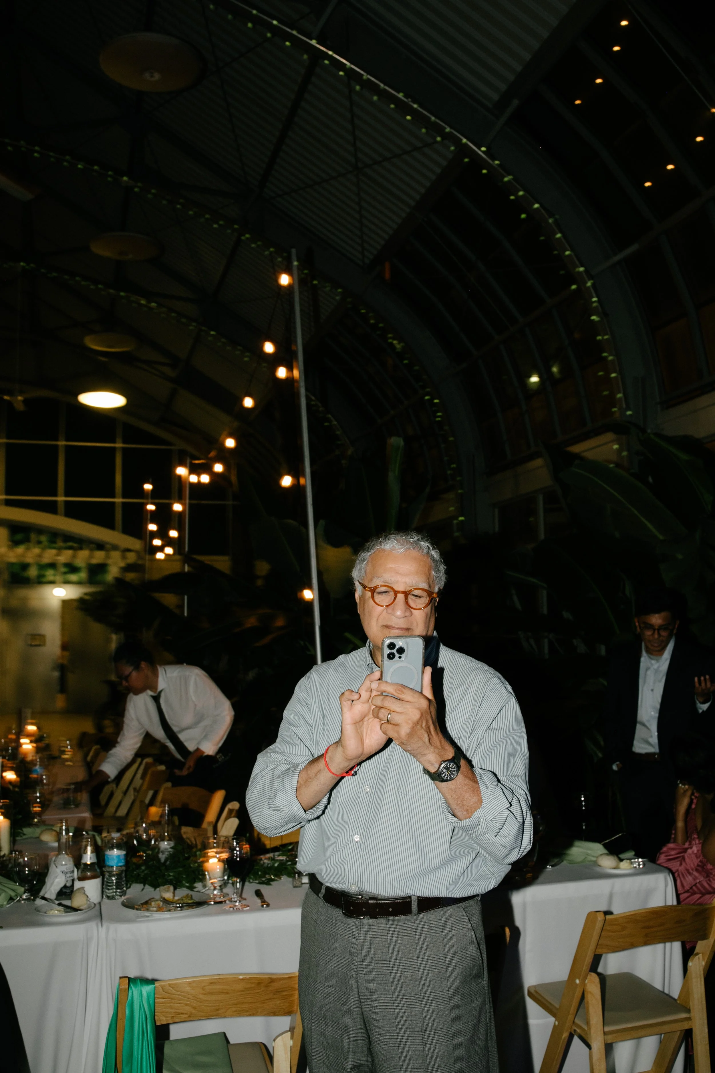 Michigan-wedding-photographer-chicago-wedding-garfield-conservatory-four-seasons-547.jpg