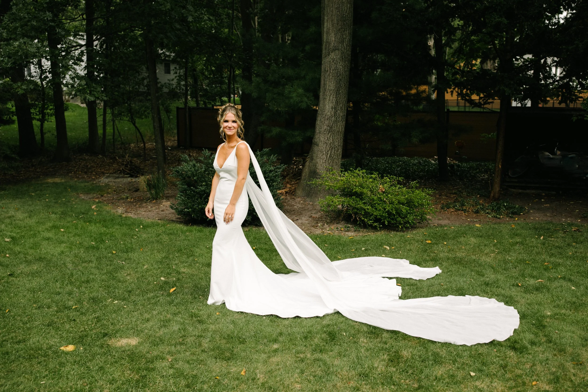 Michigan-wedding-photographer-ludington-the-lake-house-wedding-4.jpg