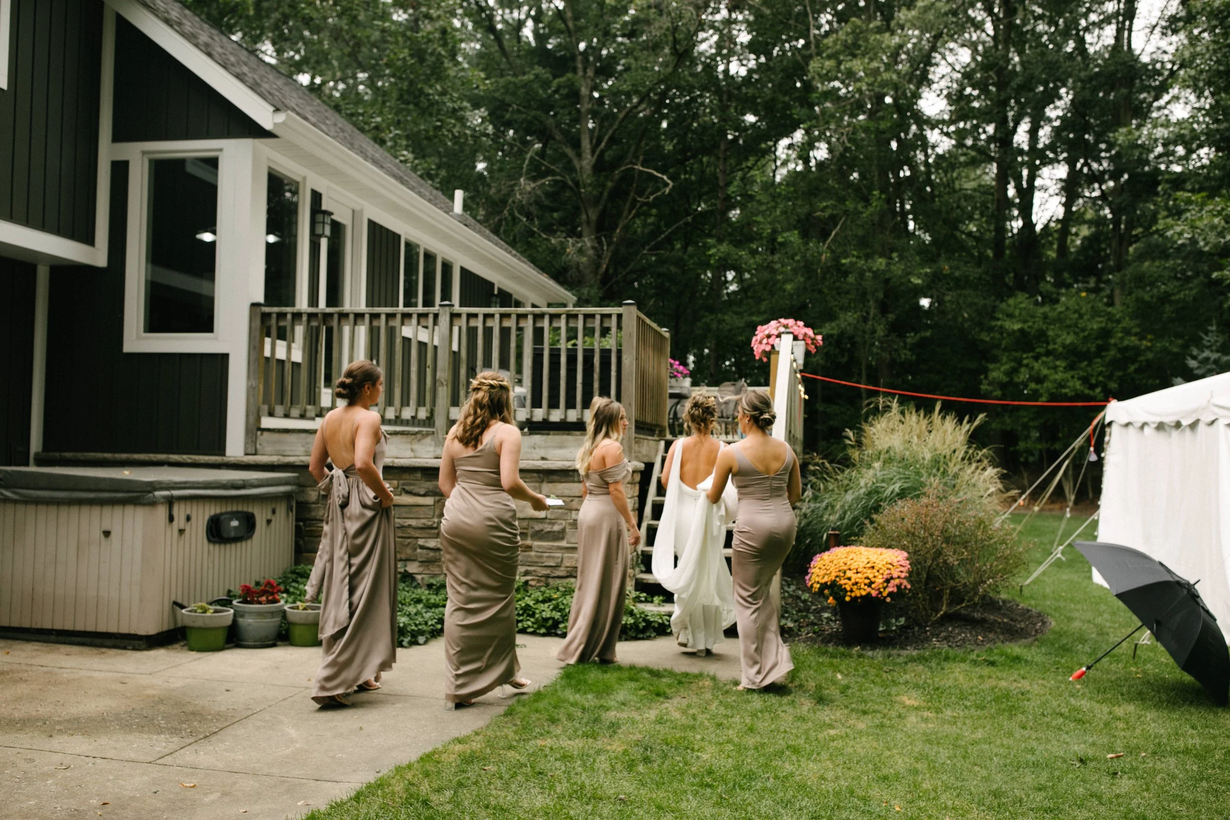 Michigan-wedding-photographer-ludington-the-lake-house-wedding-8.jpg