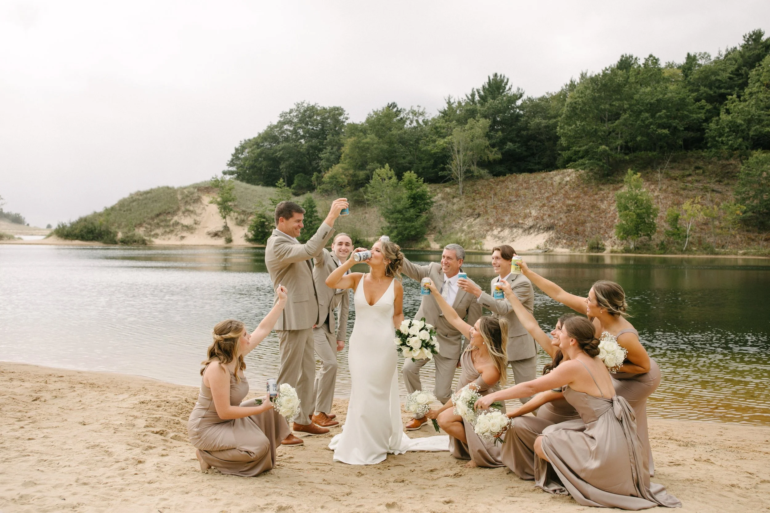 Michigan-wedding-photographer-ludington-the-lake-house-wedding-16.jpg