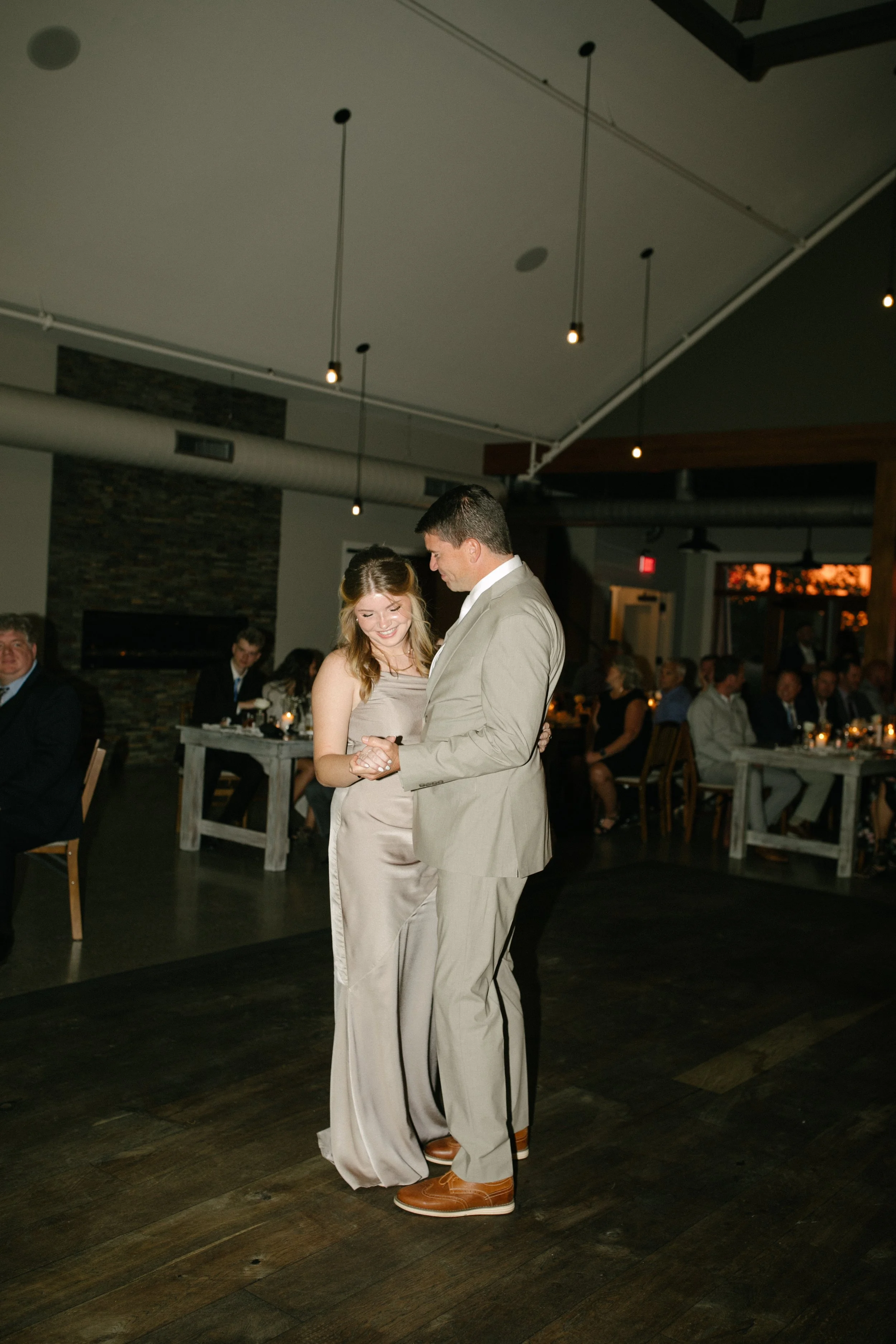 Michigan-wedding-photographer-ludington-the-lake-house-wedding-52.jpg