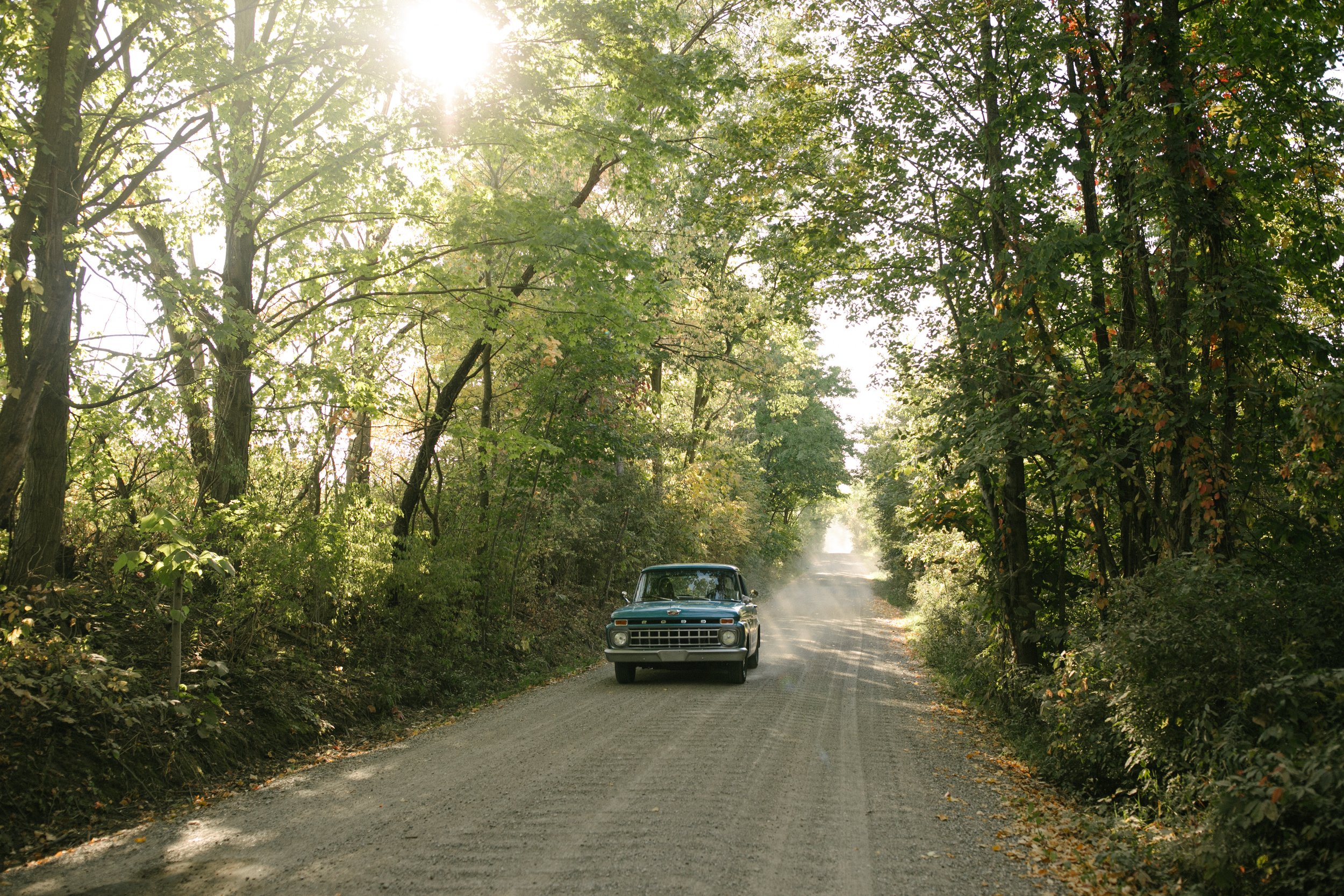 Michigan-wedding-photographer-grand-rapids-engagement-2.jpg