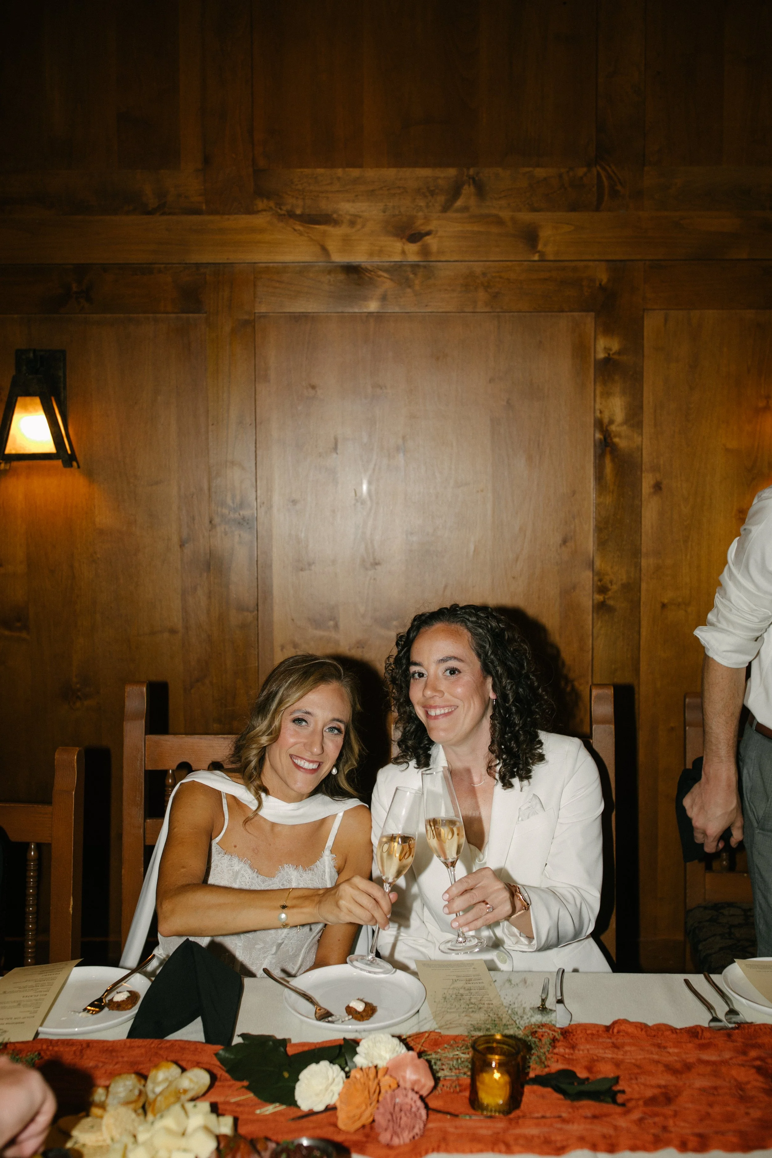 Michigan-wedding-photographer-Crystal-Mountain-Elopement-44.jpg