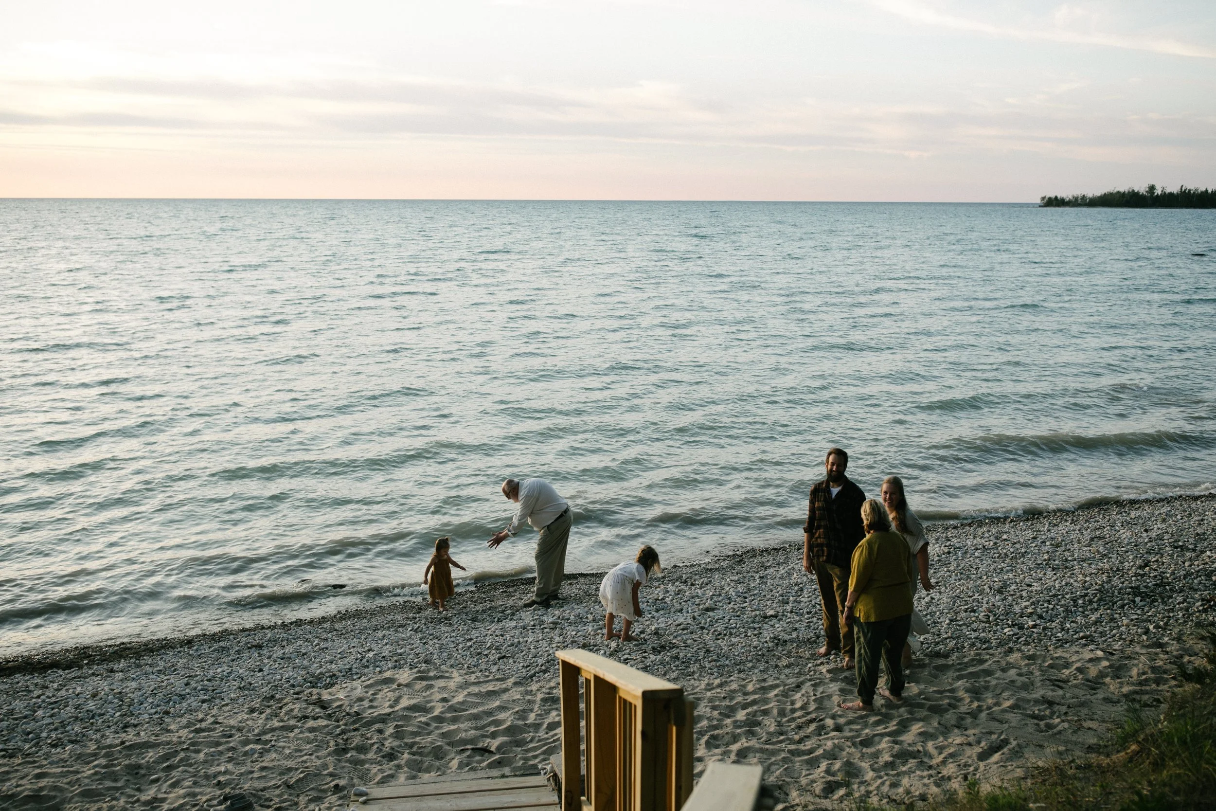 Michigan-Photographer-Charlevoix-extended-family-197.jpg