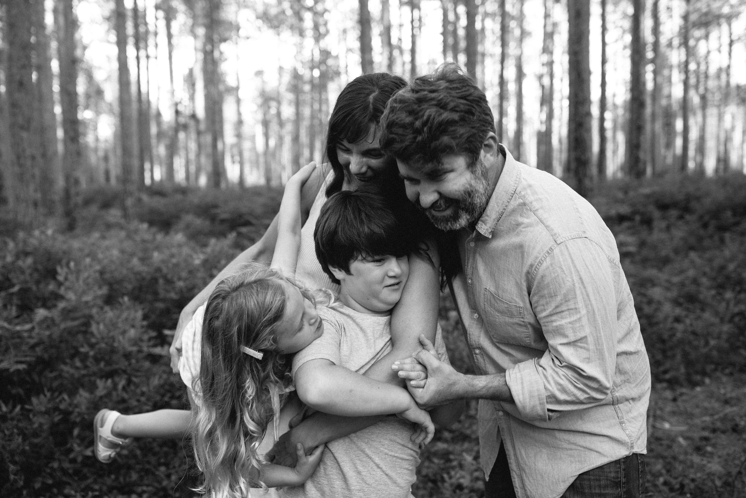 Michigan-wedding-photographer-family-session-99.jpg