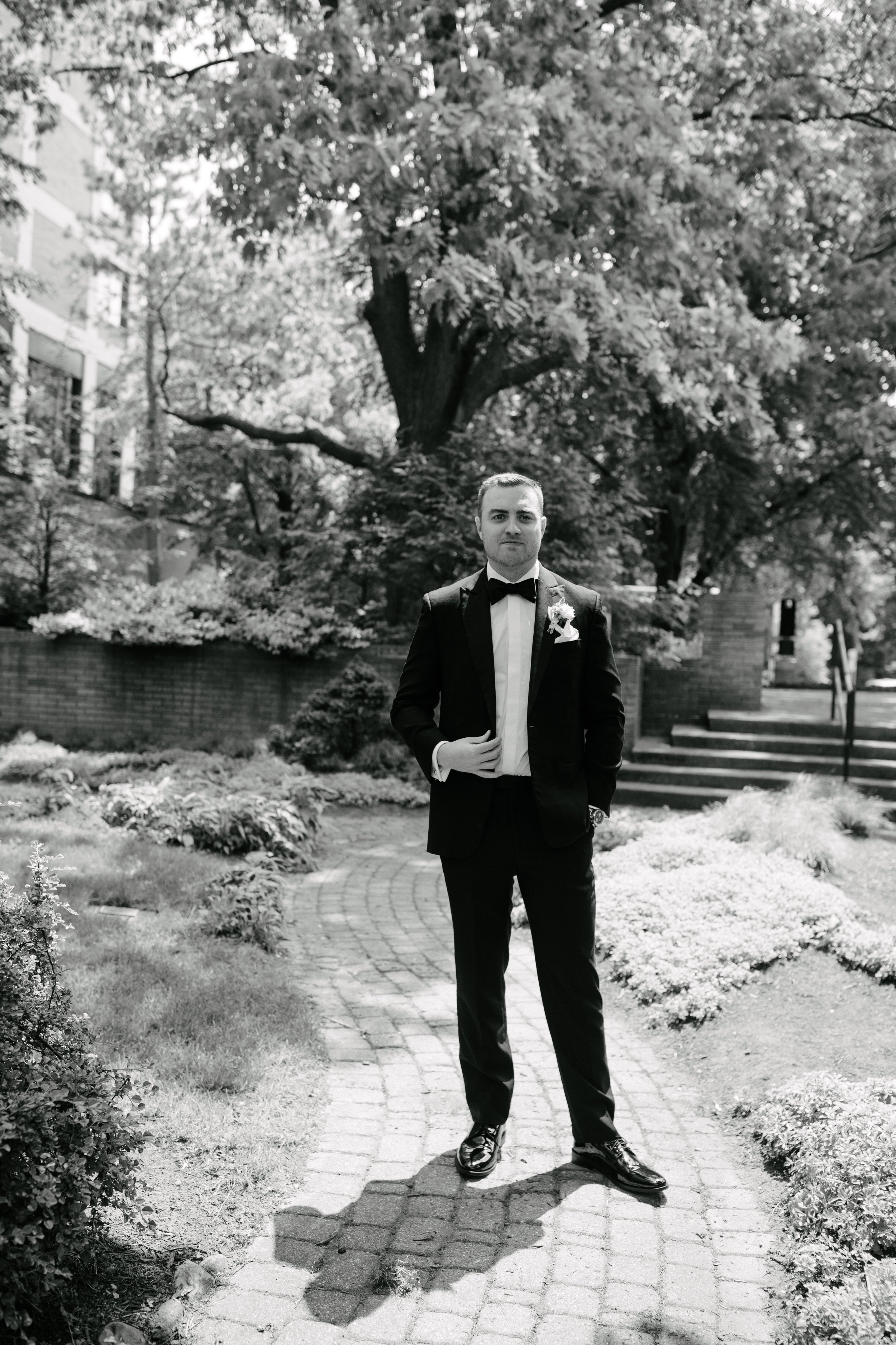 Michigan-wedding-photographer-msu-horticulture-garden-wedding-25.jpg