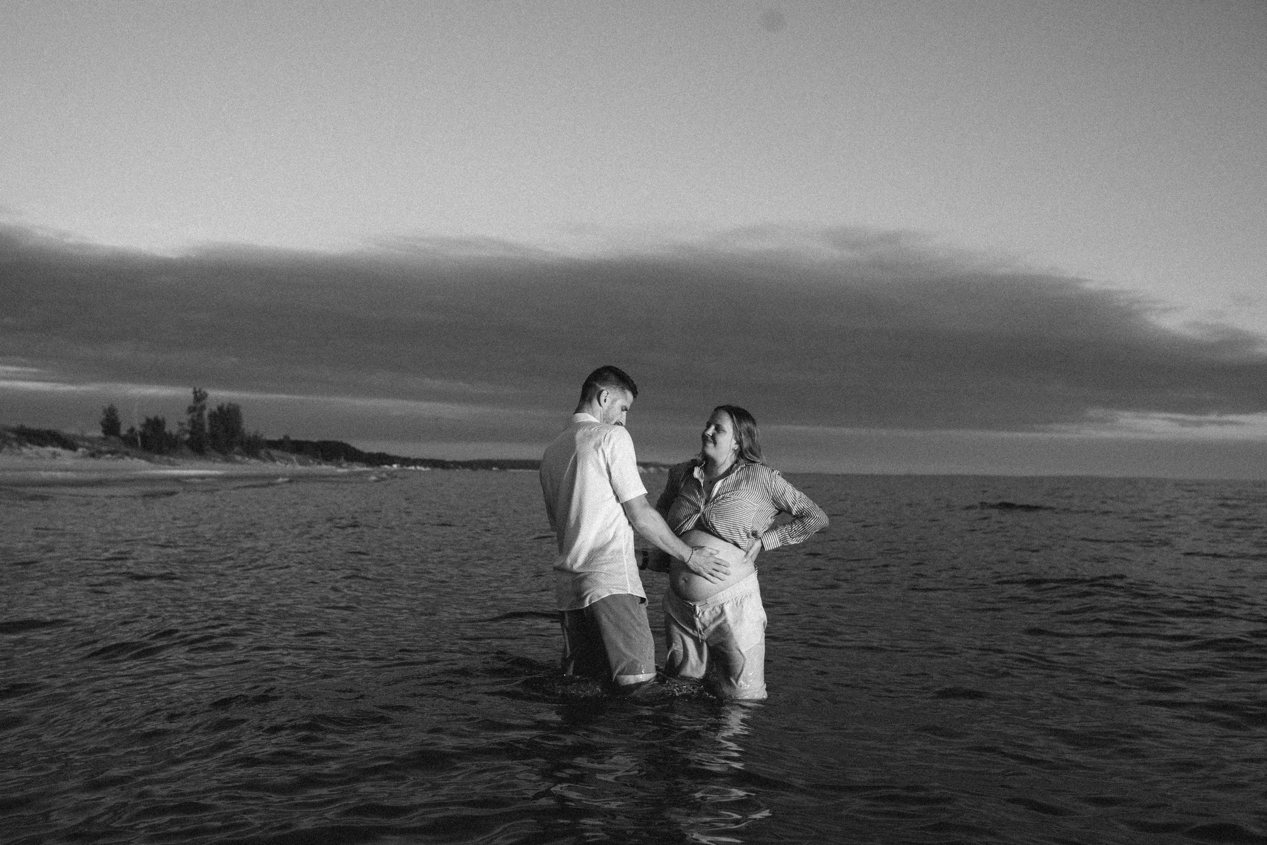 Michigan-film-photographer-documentary-maternity-session-ludington-159.jpg