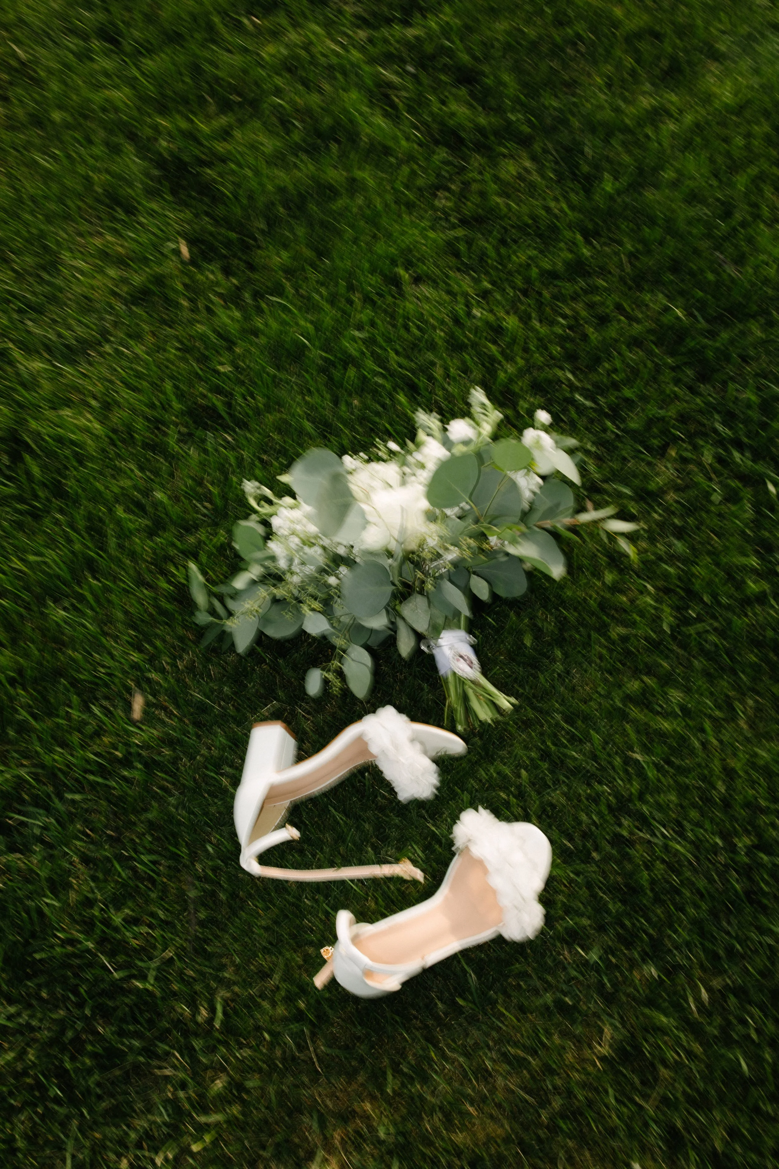 Michigan-film-photographer-lake-house-ludington-wedding-124.jpg