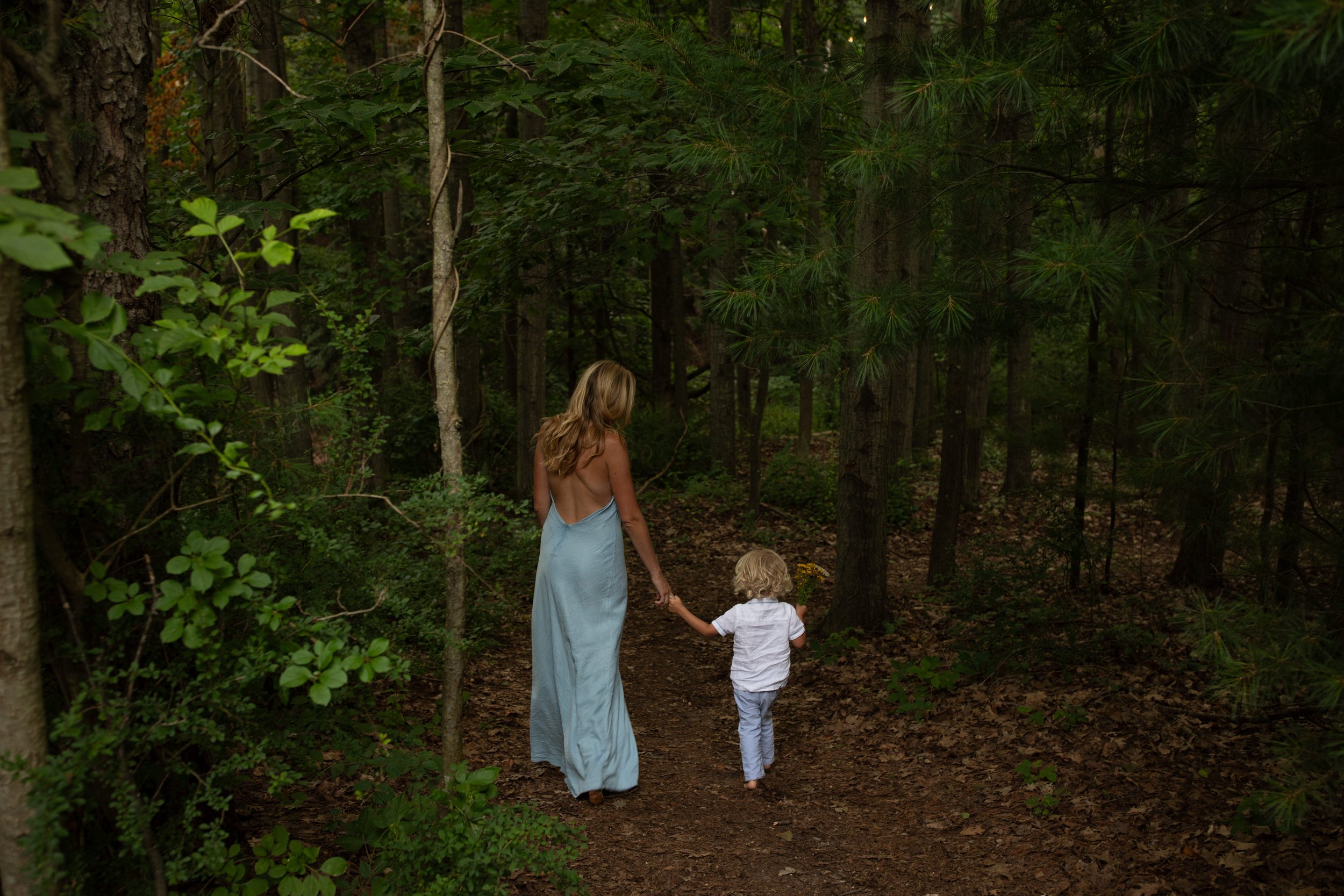 Michigan-film-photographer-epworth-ludington-mi-motherhood-family-session-10.jpg