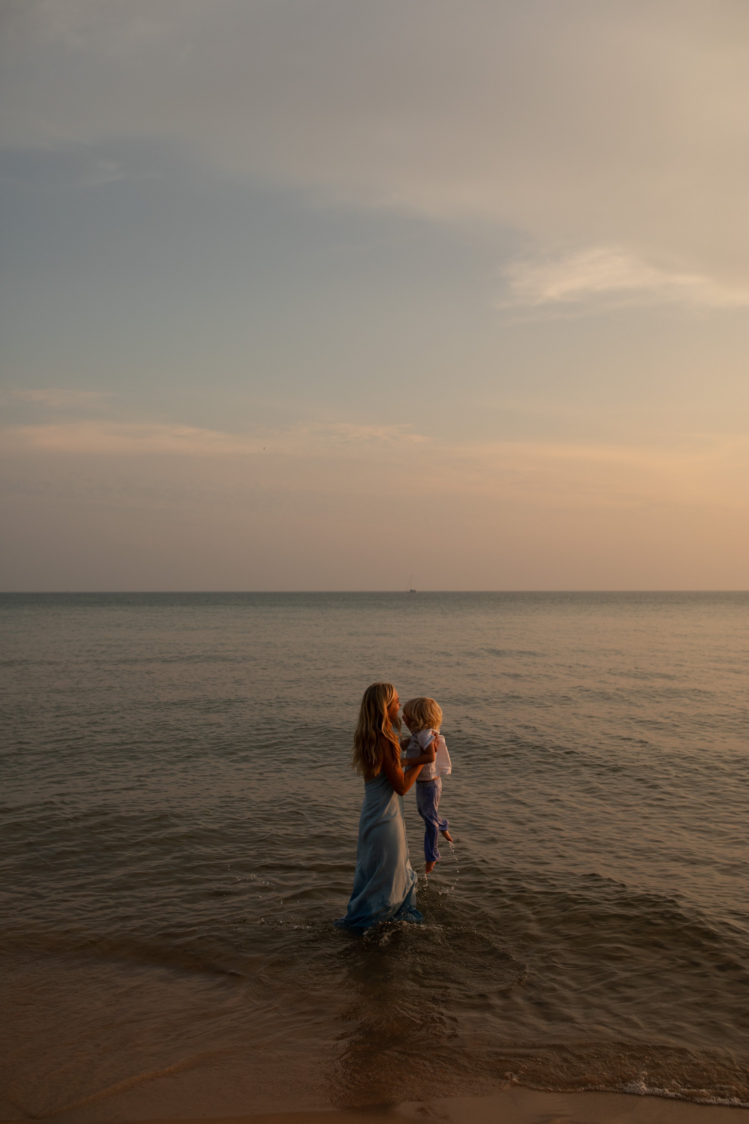 Michigan-film-photographer-epworth-ludington-mi-motherhood-family-session-148.jpg