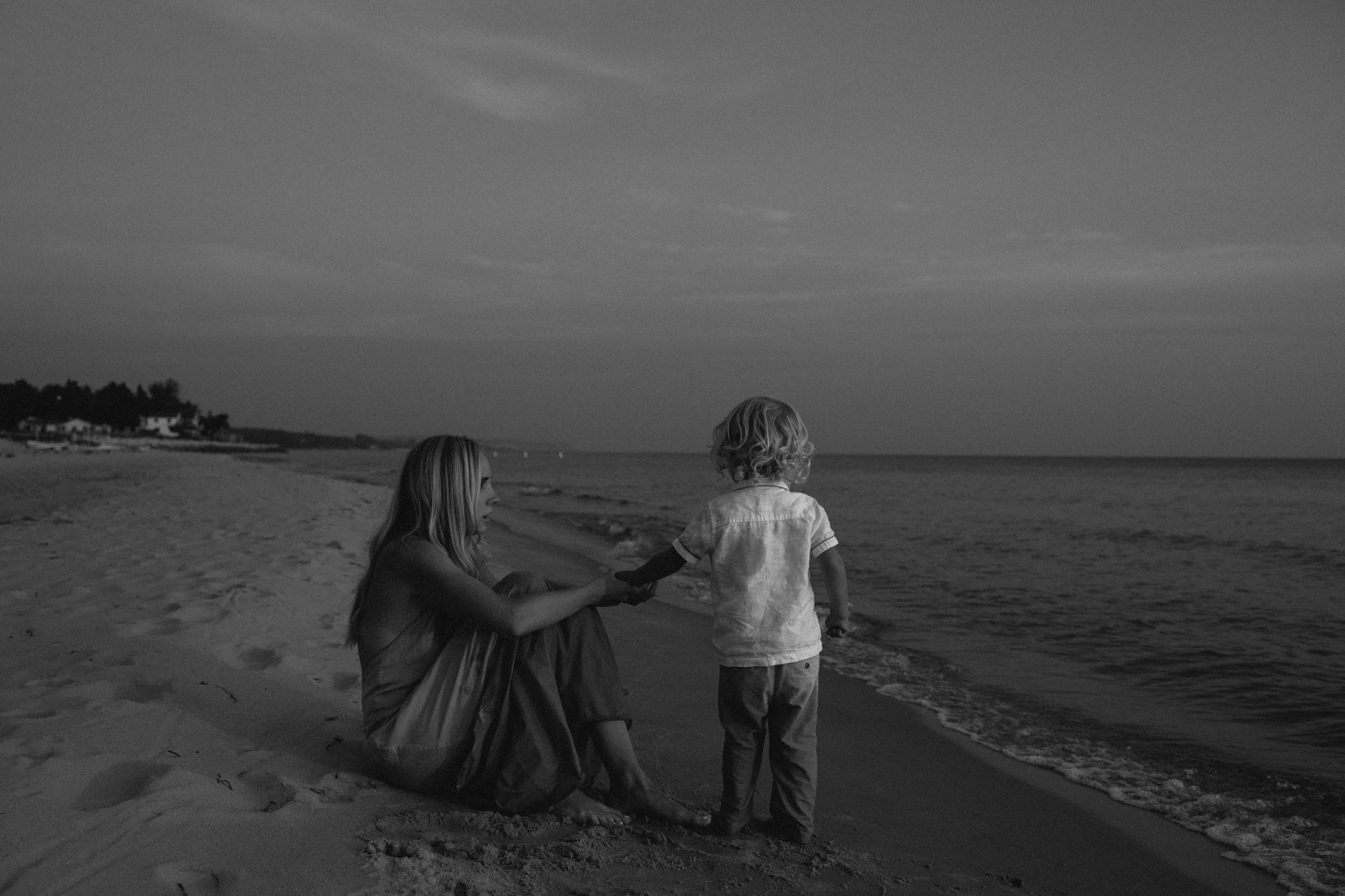 Michigan-film-photographer-epworth-ludington-mi-motherhood-family-session-160.jpg