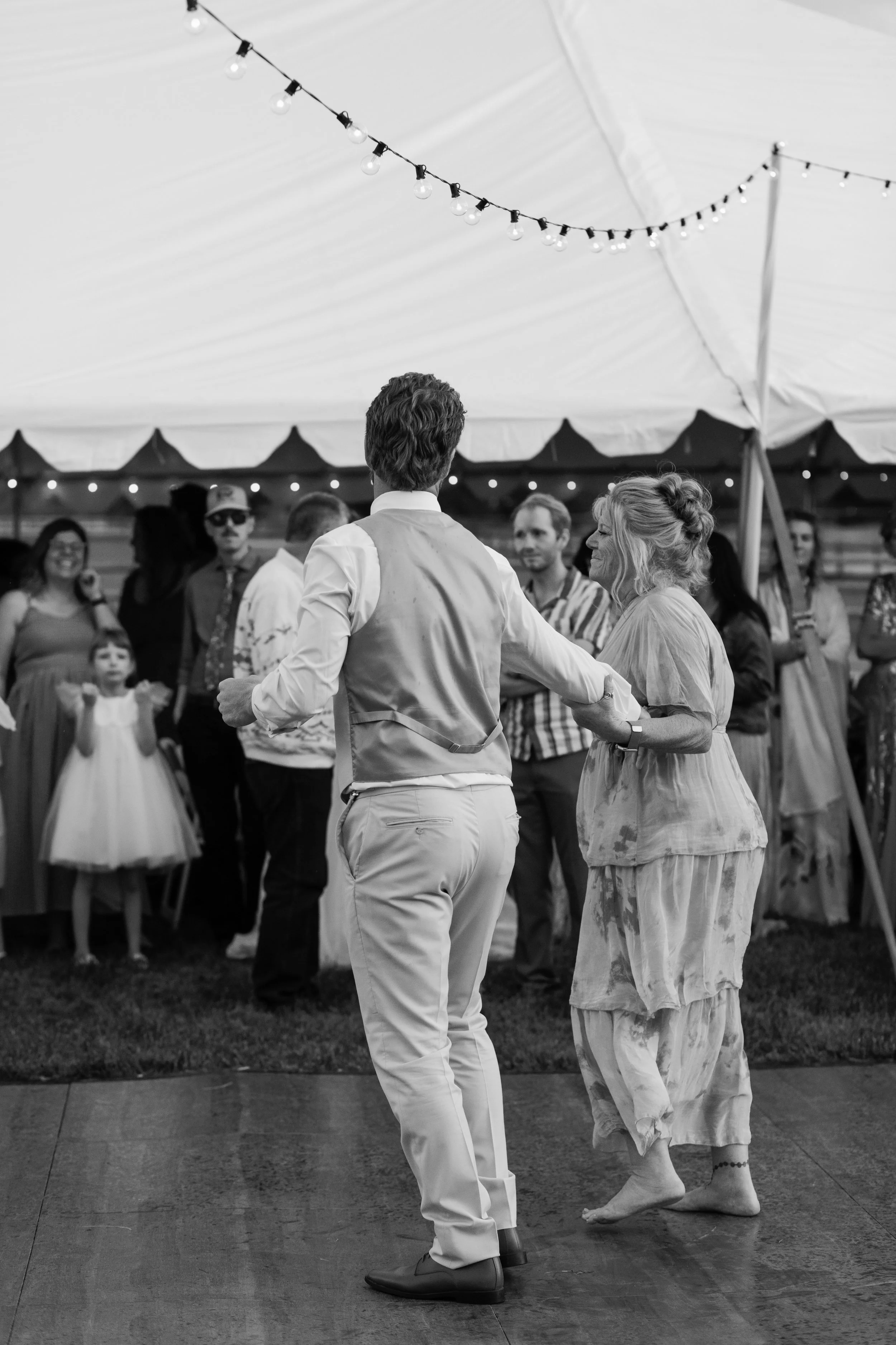Michigan-film-photographer-oregon-smith-rock-state-park-wedding-113.jpg
