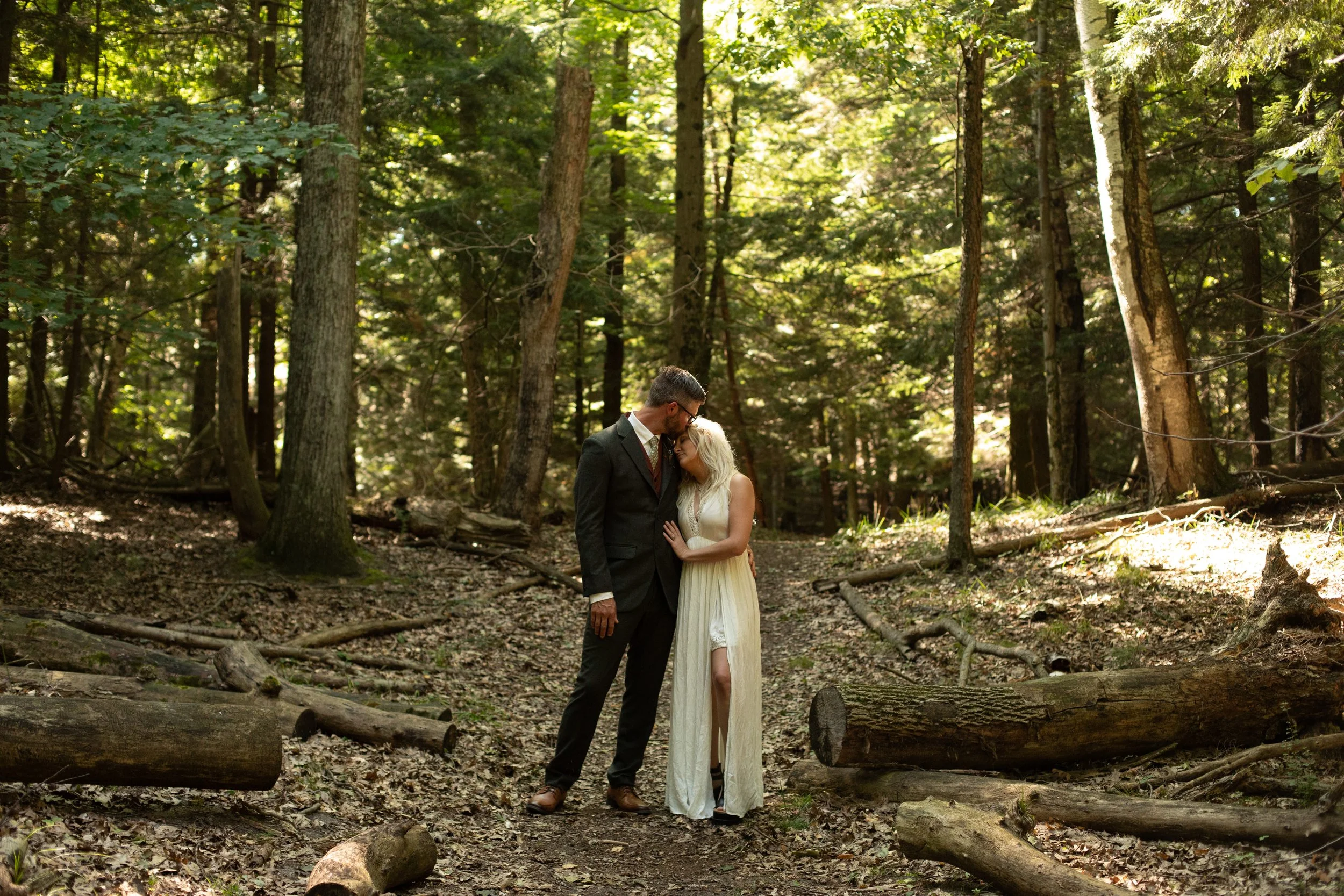 Michigan-film-photographer-hobby-crest-resort-wedding-6.jpg