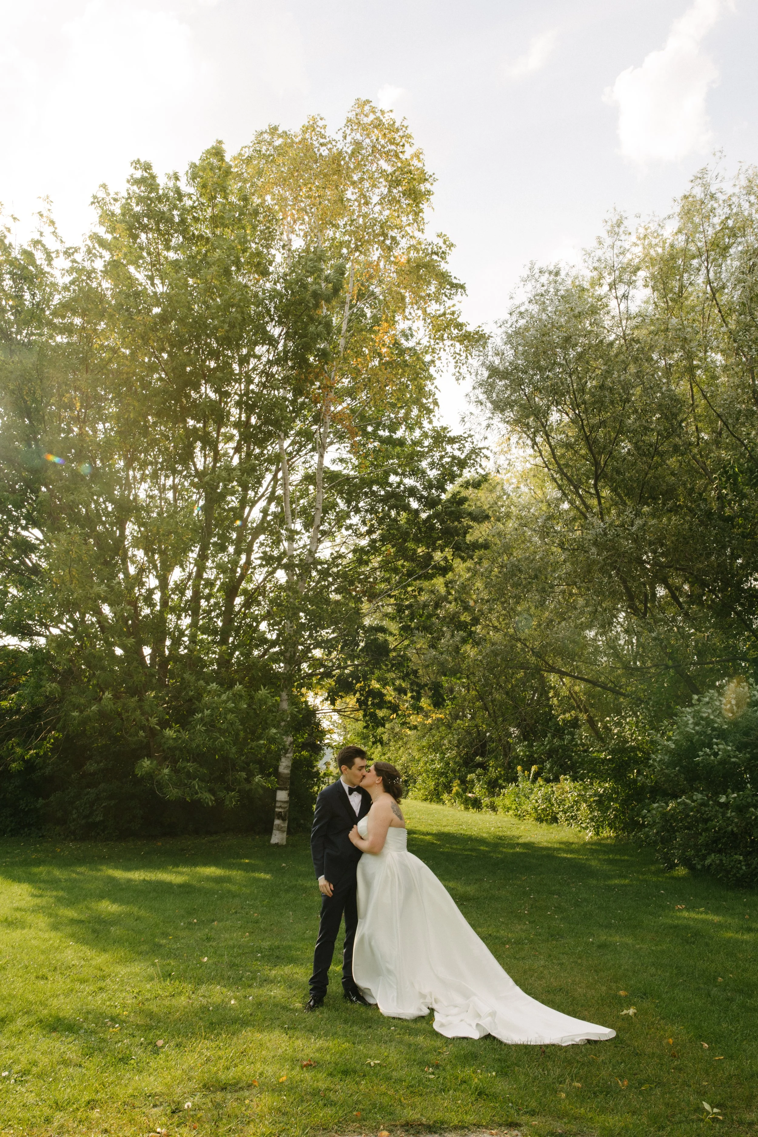 Michigan-photographer-delemar-tc-hotel-wedding-31.jpg