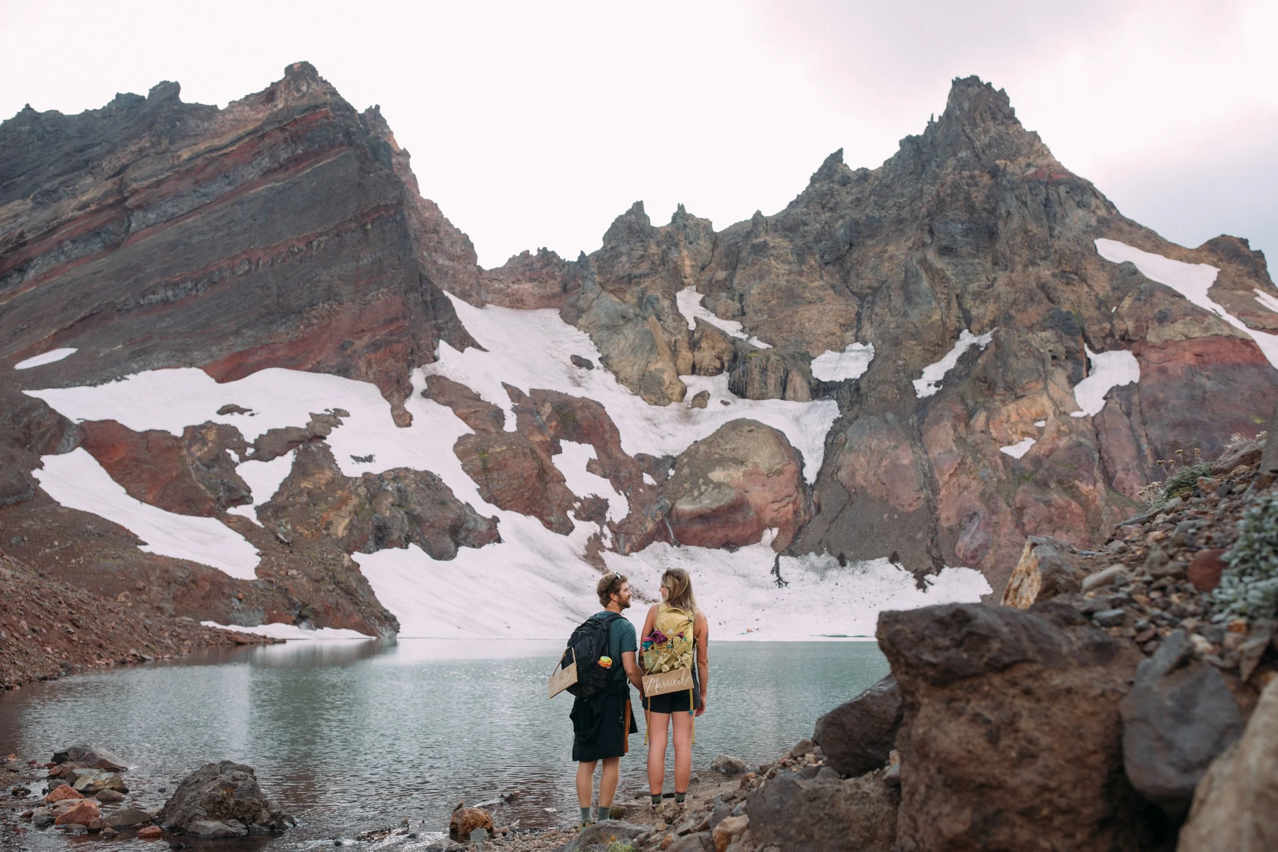 Michigan-film-photographer-oregon-no-name-lake-hike-wedding-16.jpg