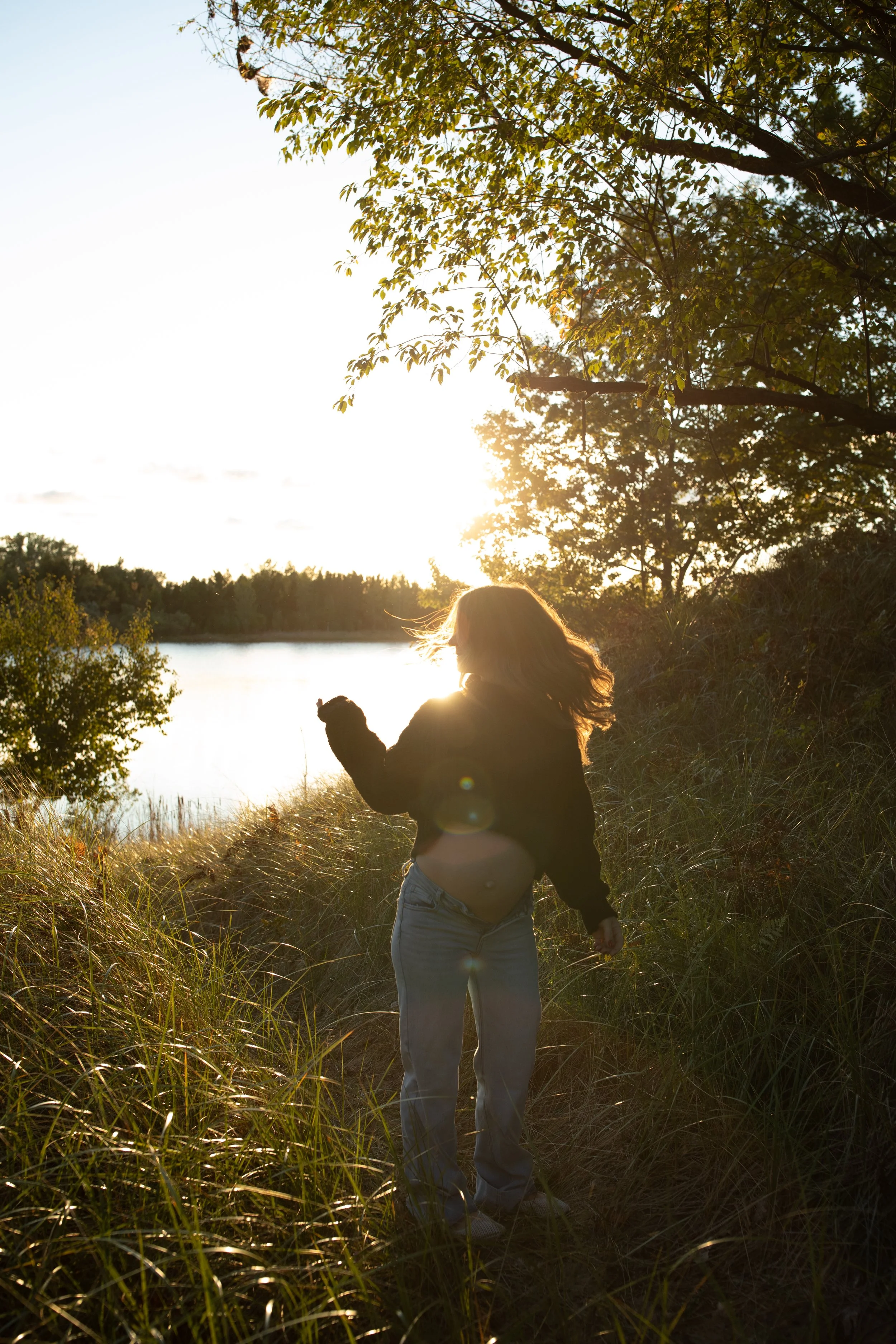 Michigan-film-photographer-ludington-full-sun-maternity-65.jpg