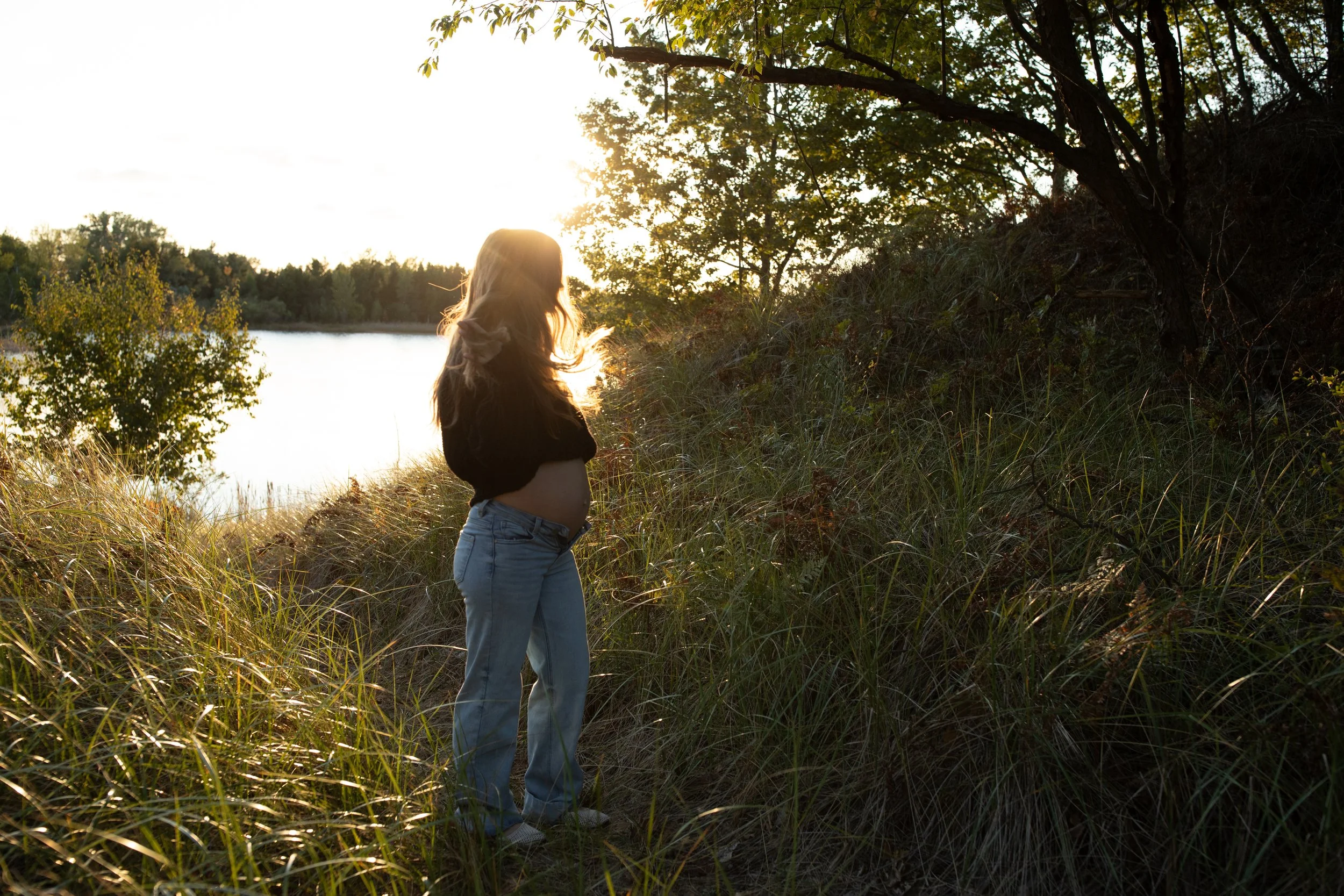Michigan-film-photographer-ludington-full-sun-maternity-68.jpg