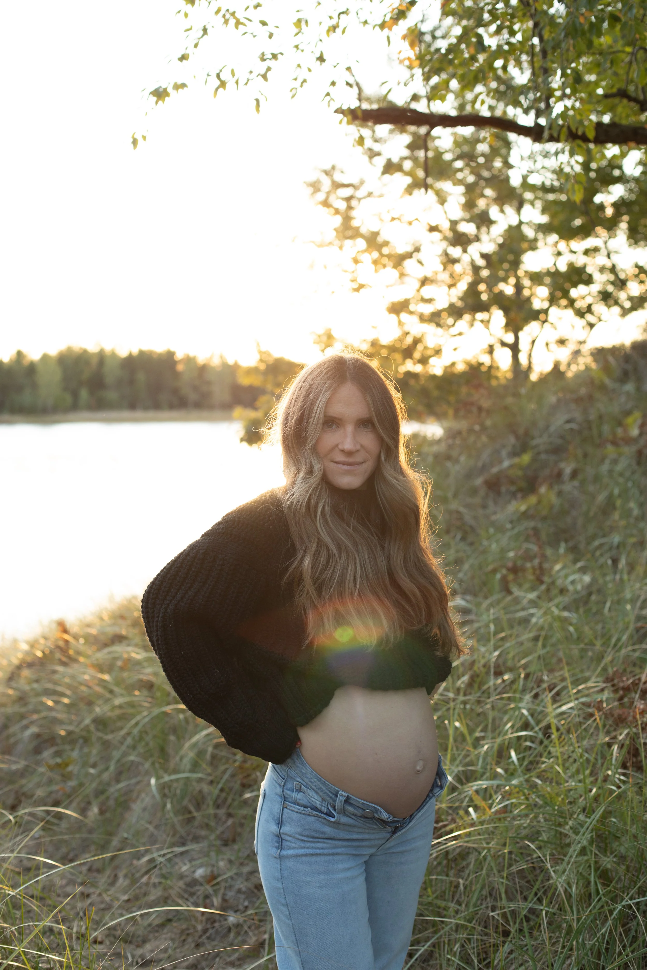 Michigan-film-photographer-ludington-full-sun-maternity-78.jpg