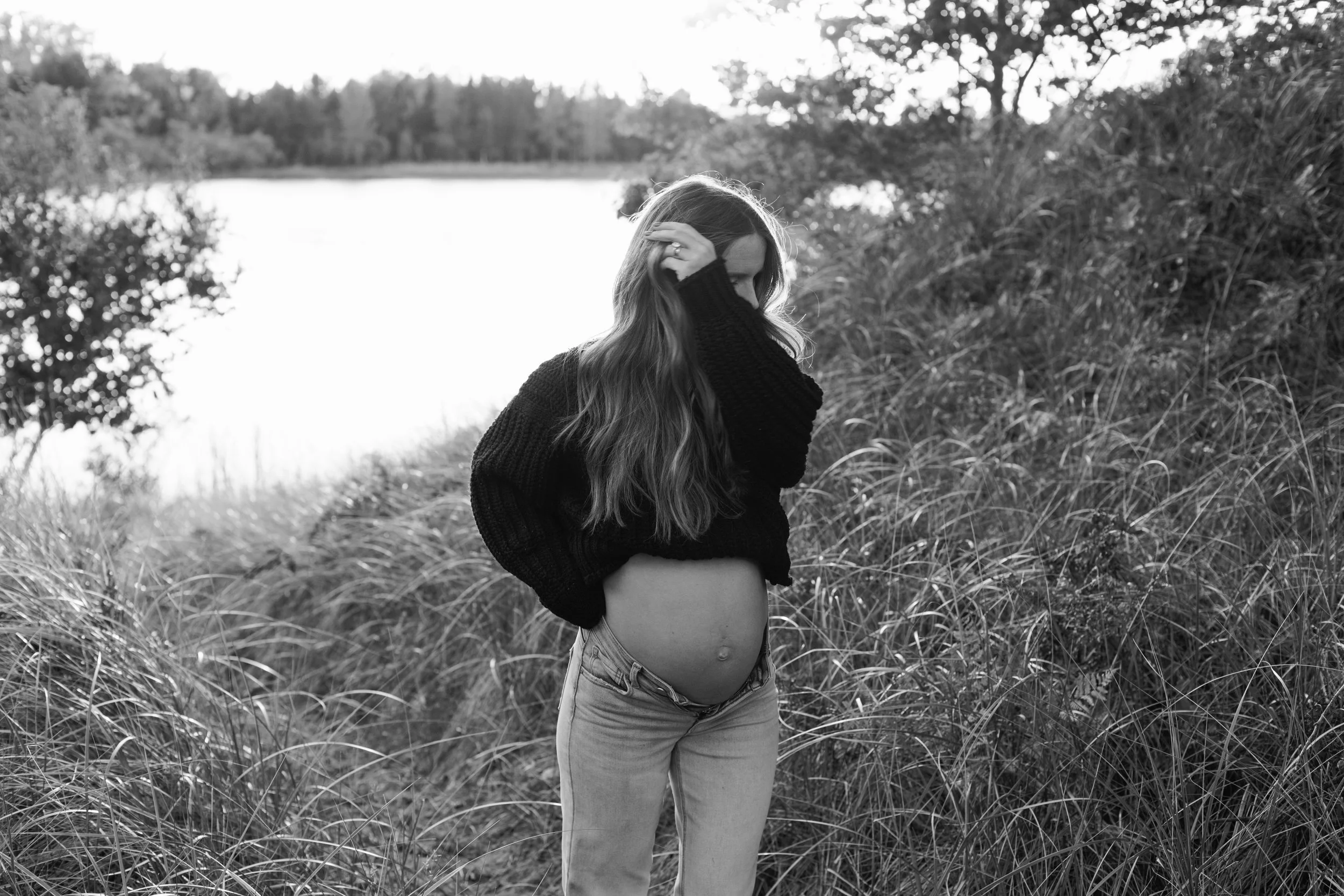Michigan-film-photographer-ludington-full-sun-maternity-76.jpg