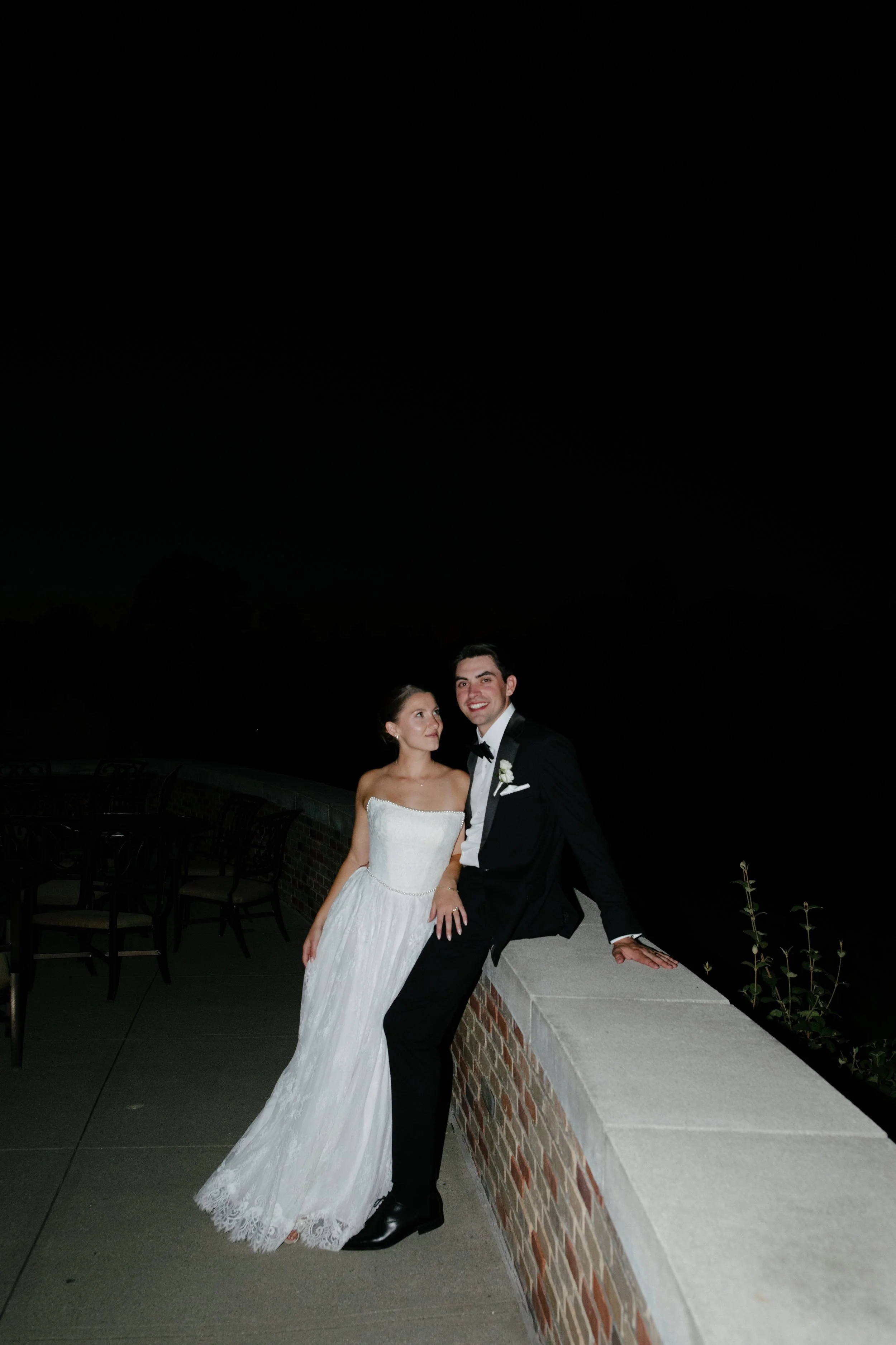 Michigan-film-photographer-cascade-country-club-wedding-997.jpg