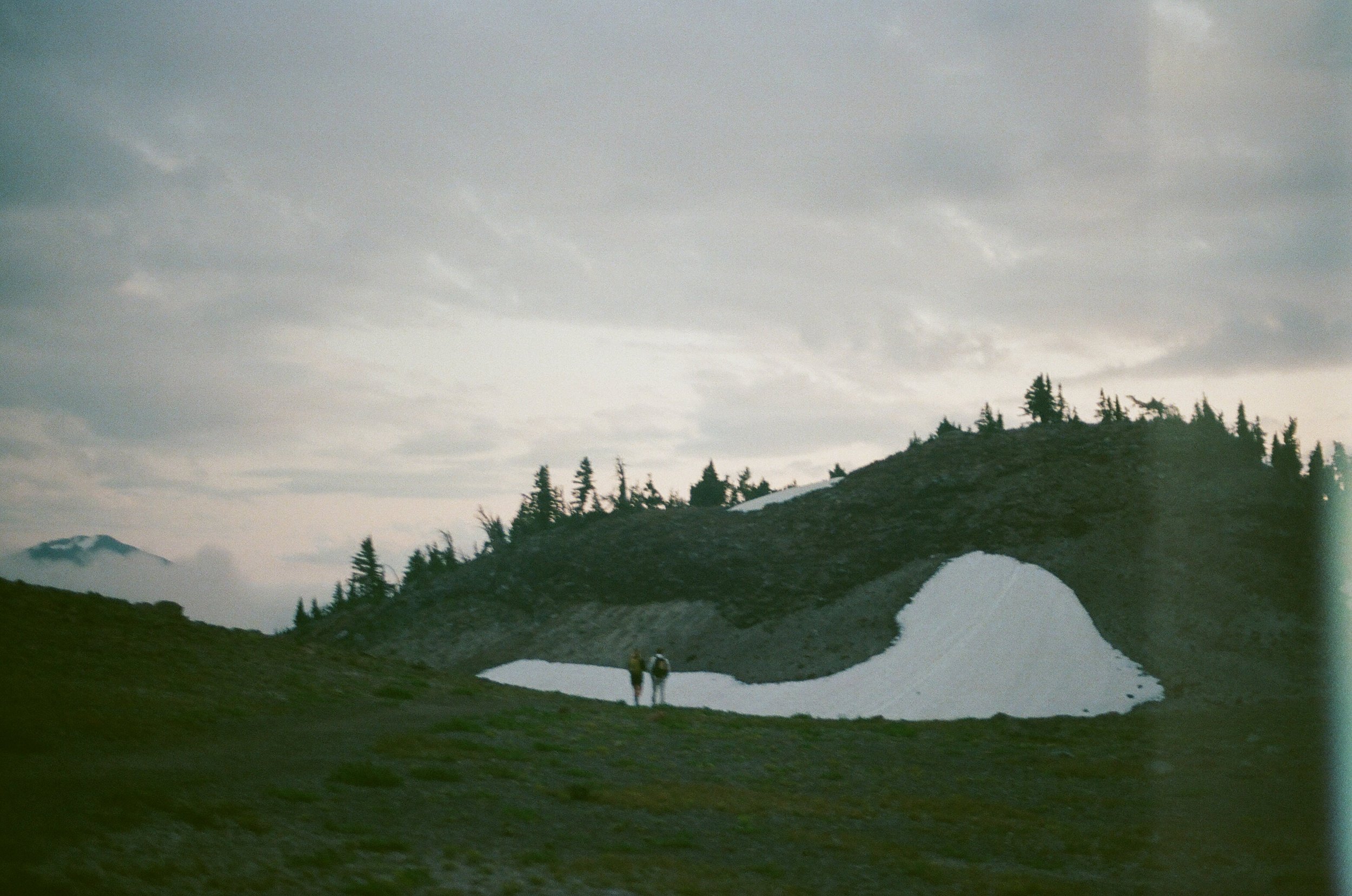 Michigan-film-photographer-Oregon-wedding-smith-rock-state-park-13.jpg