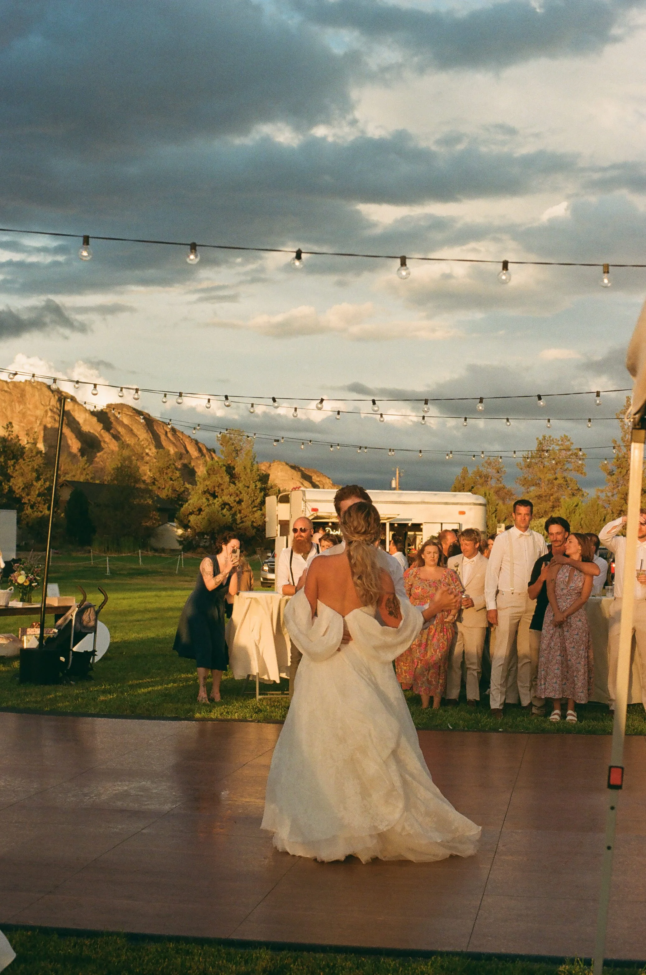 Michigan-film-photographer-Oregon-wedding-smith-rock-state-park-93.jpg