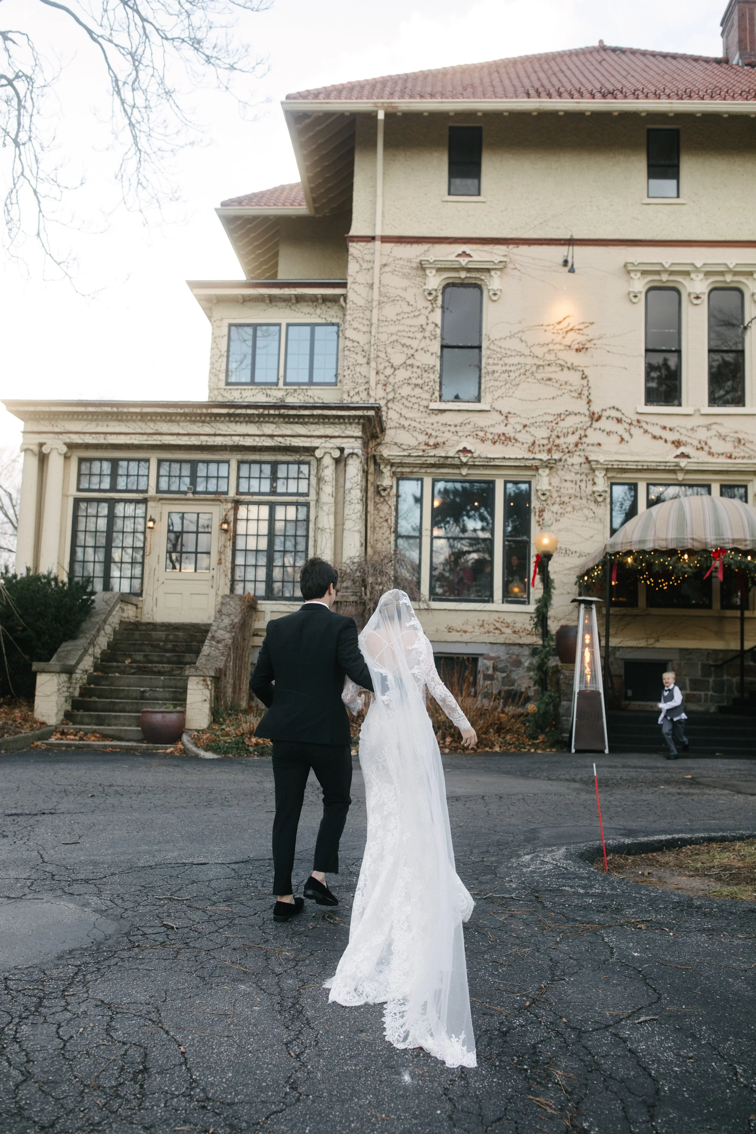 michigan-photographer-Grand-Rapids-Wedding-303.jpg