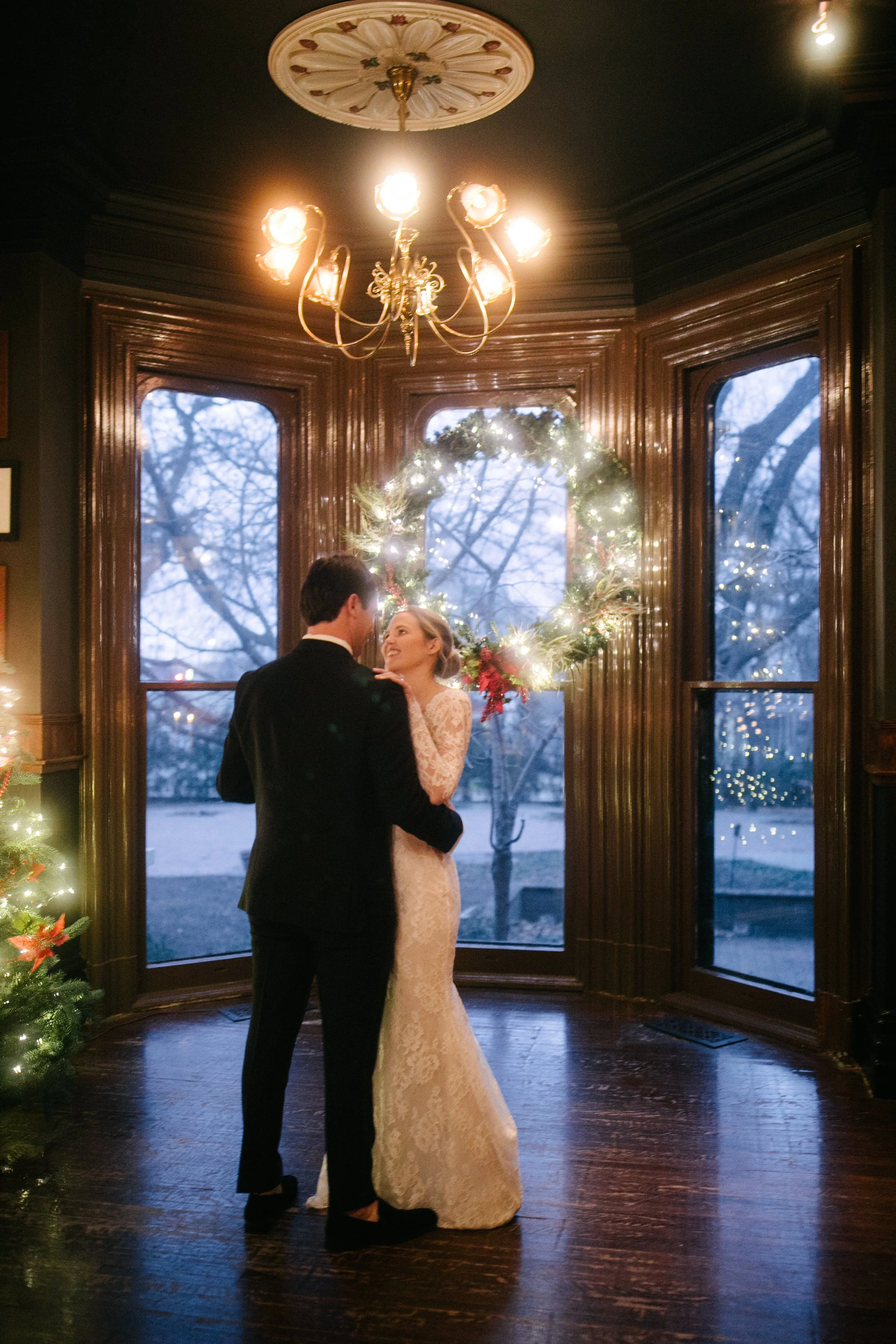 michigan-photographer-Grand-Rapids-Wedding-371.jpg
