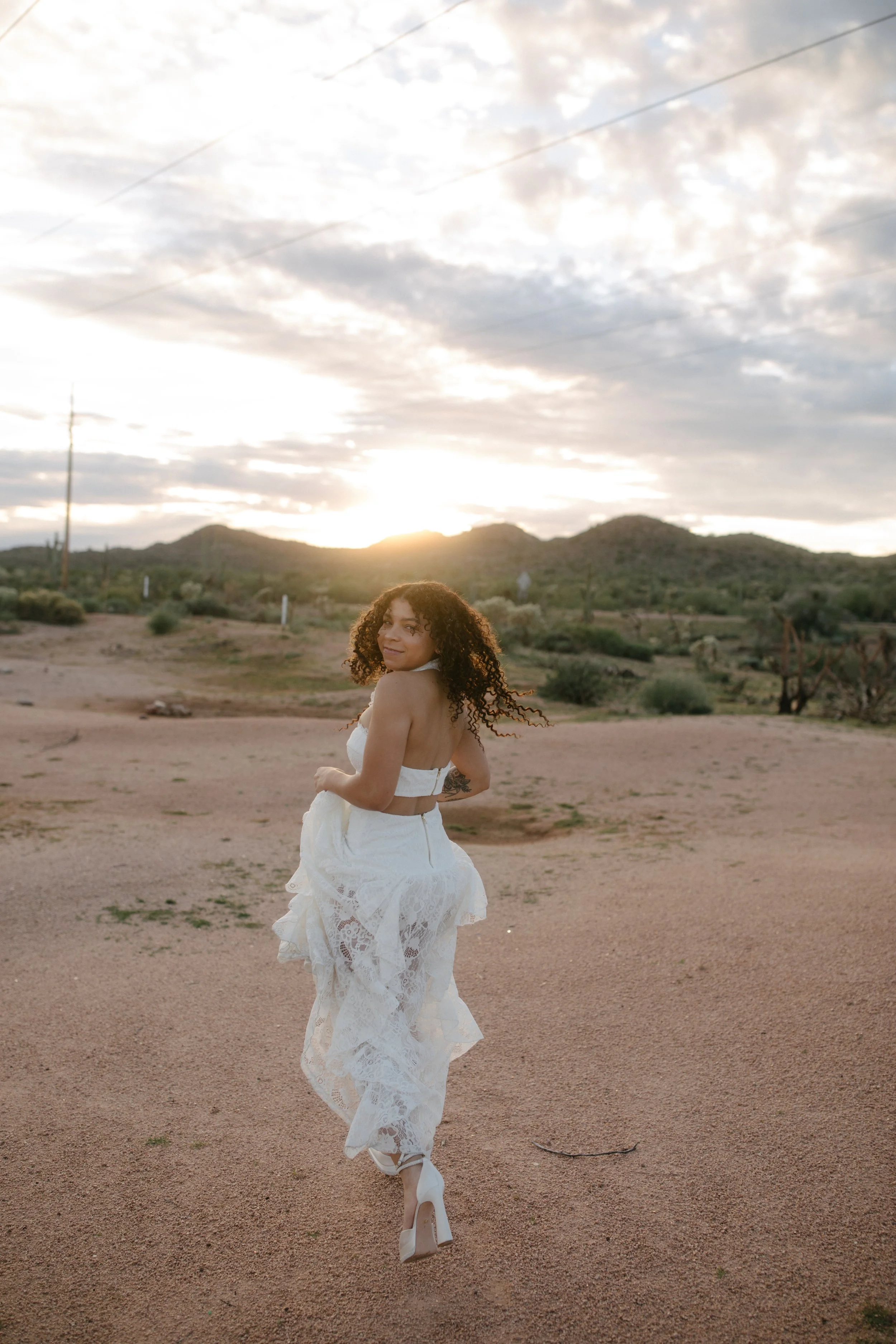 Arizona-wedding-photographer-superstitions-portrait-session-apache-junction-28.jpg