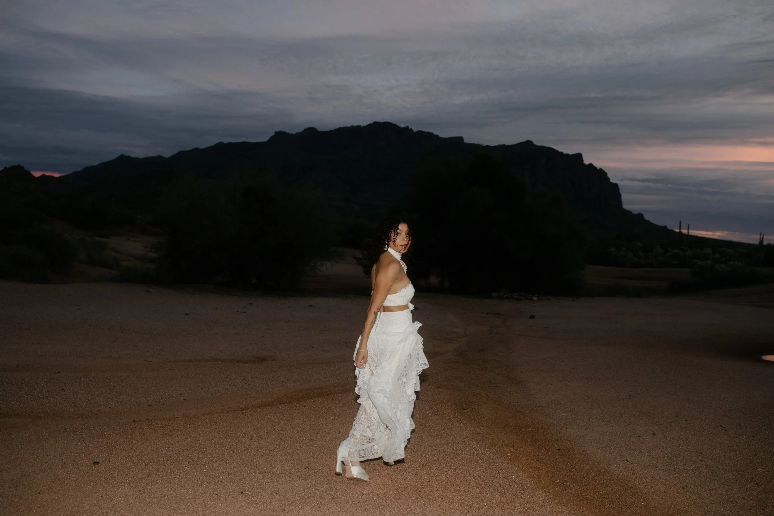 Arizona-wedding-photographer-superstitions-portrait-session-apache-junction-89.jpg
