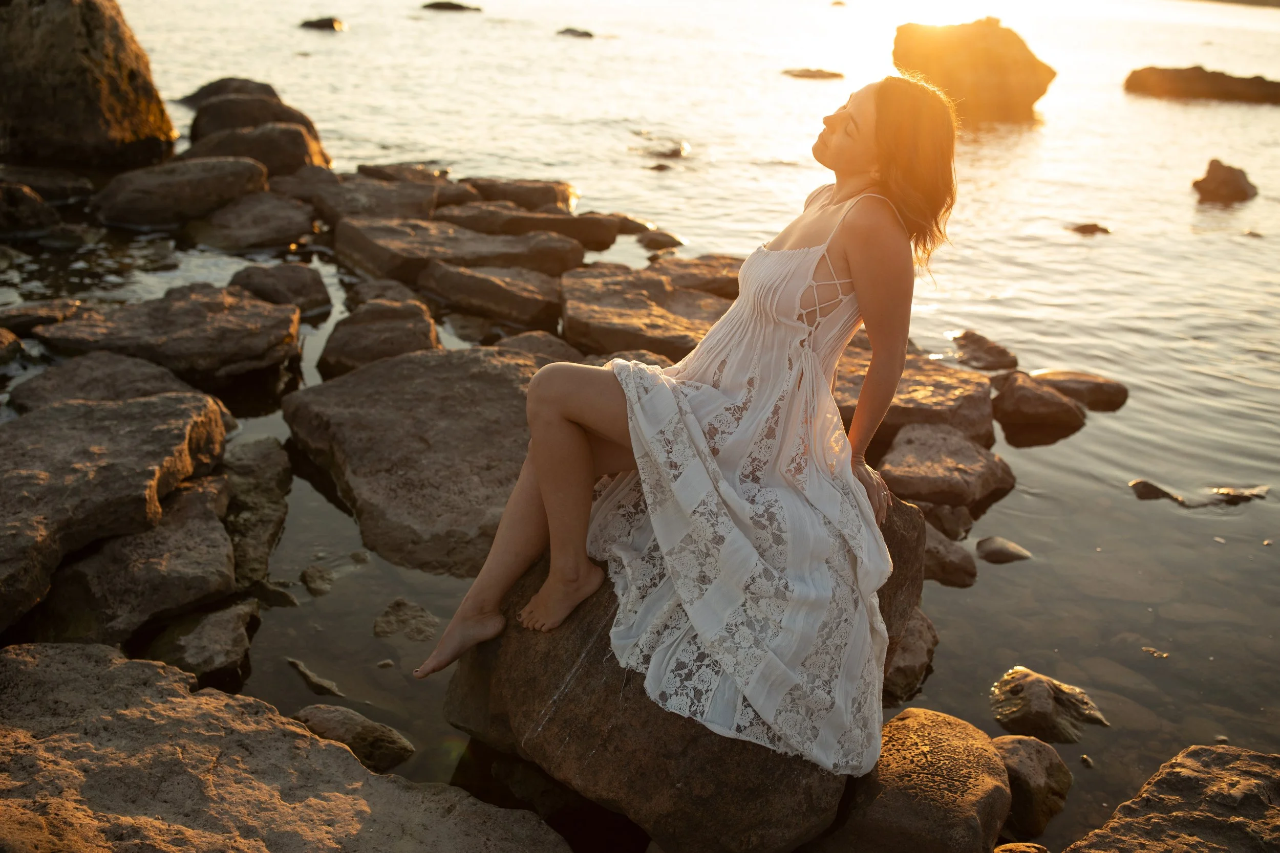 Michigan-film-photographer-upper-peninsula-boudoir-session-186.jpg