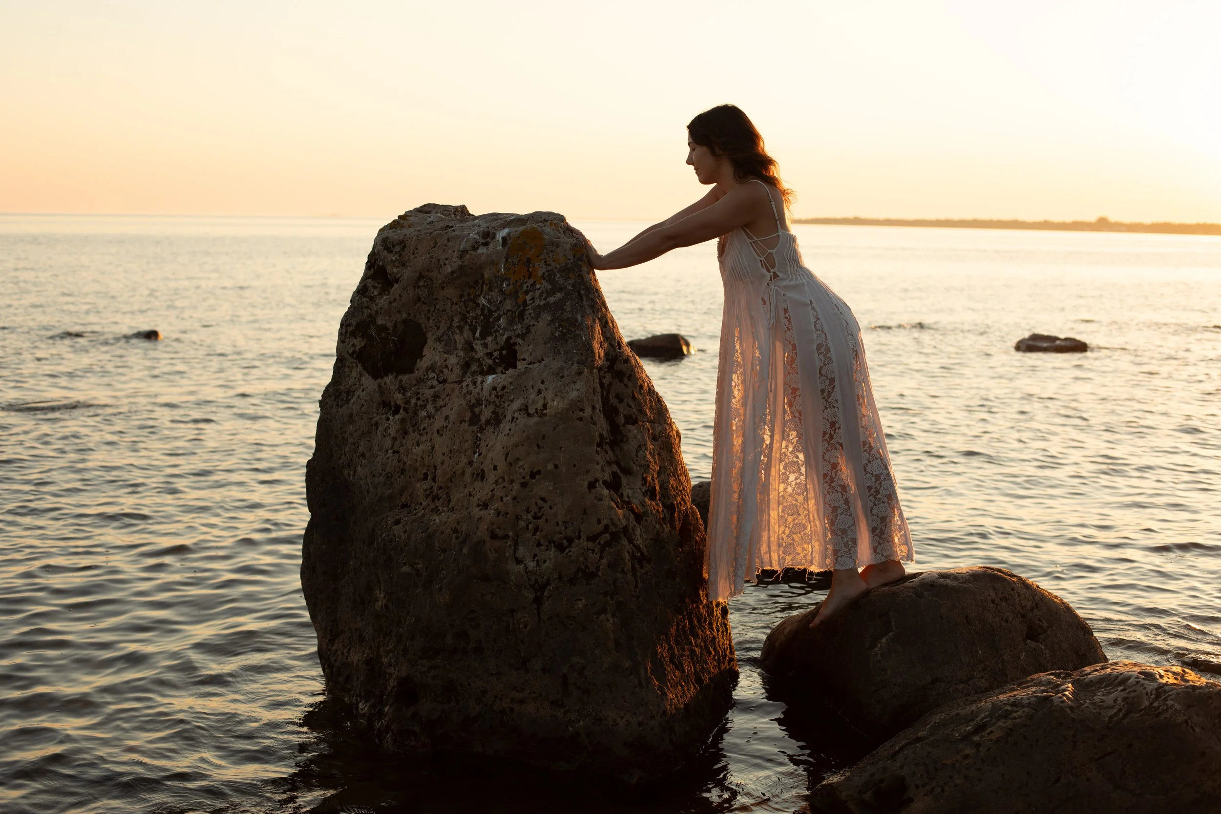 Michigan-film-photographer-upper-peninsula-boudoir-session-193.jpg