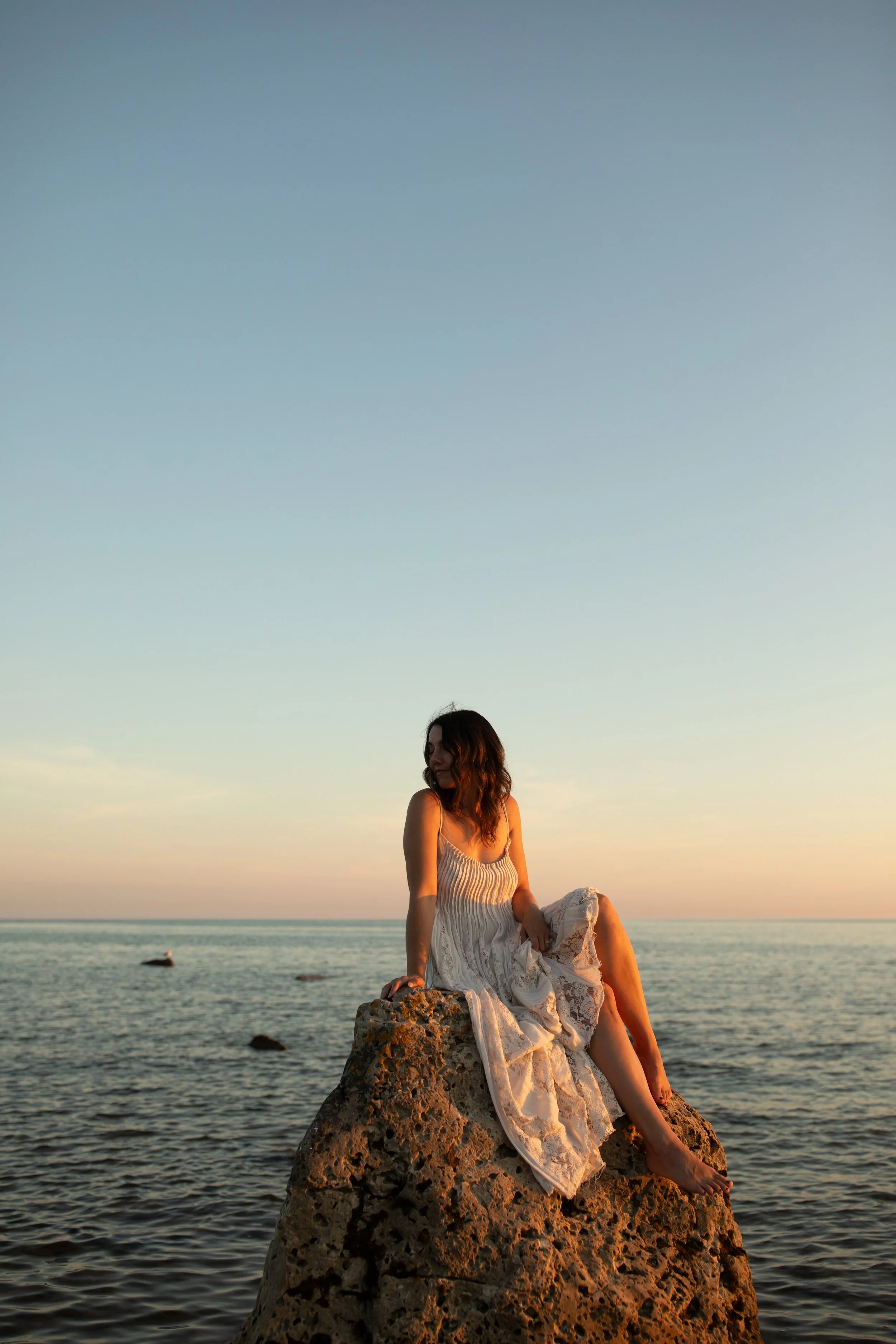 Michigan-film-photographer-upper-peninsula-boudoir-session-211.jpg