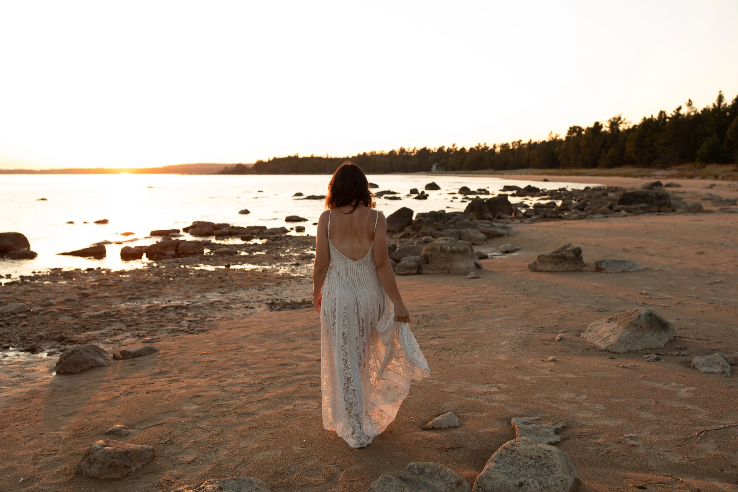 Michigan-film-photographer-upper-peninsula-boudoir-session-225.jpg