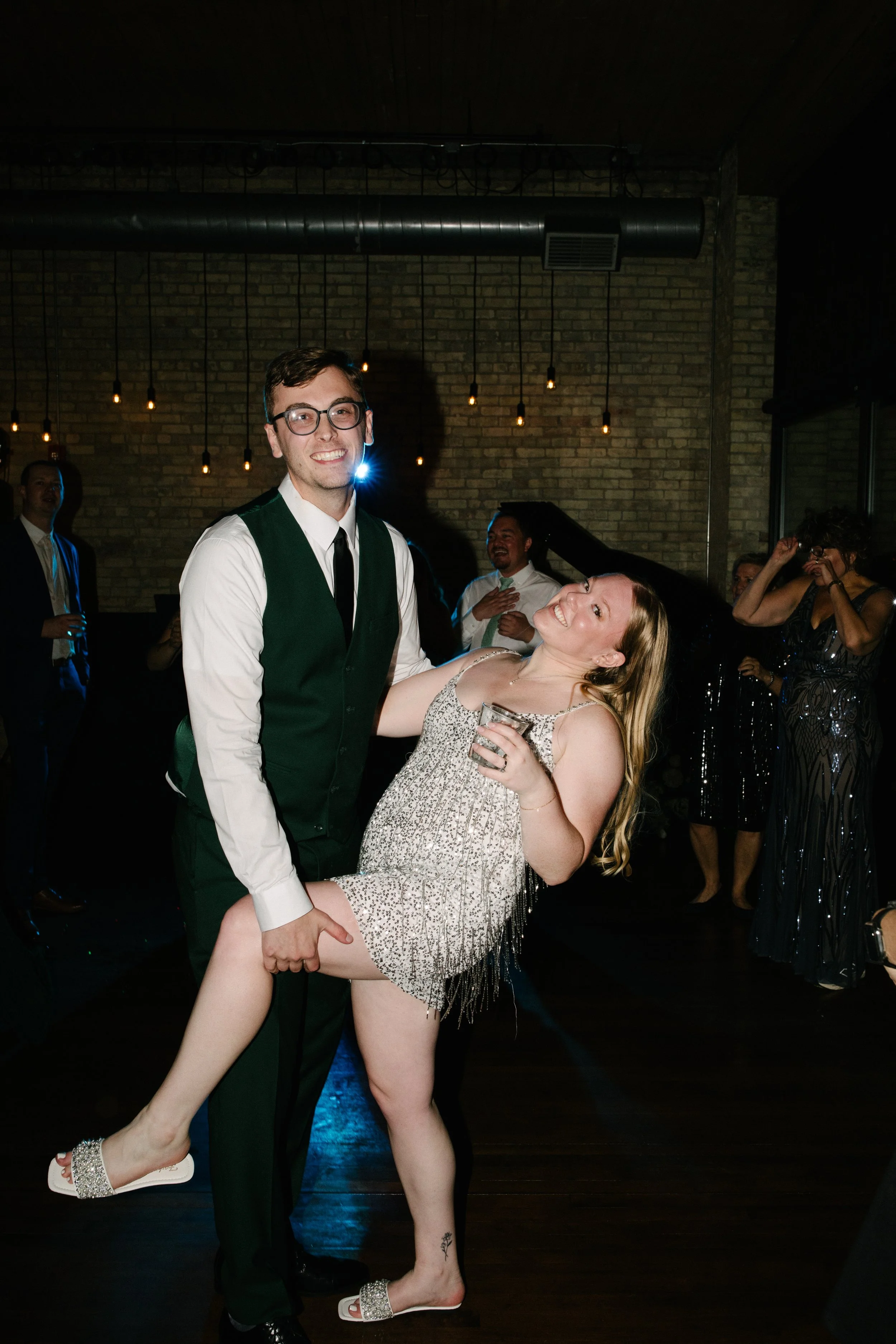 Michigan-wedding-photographer-the-rutledge-wedding-880.jpg
