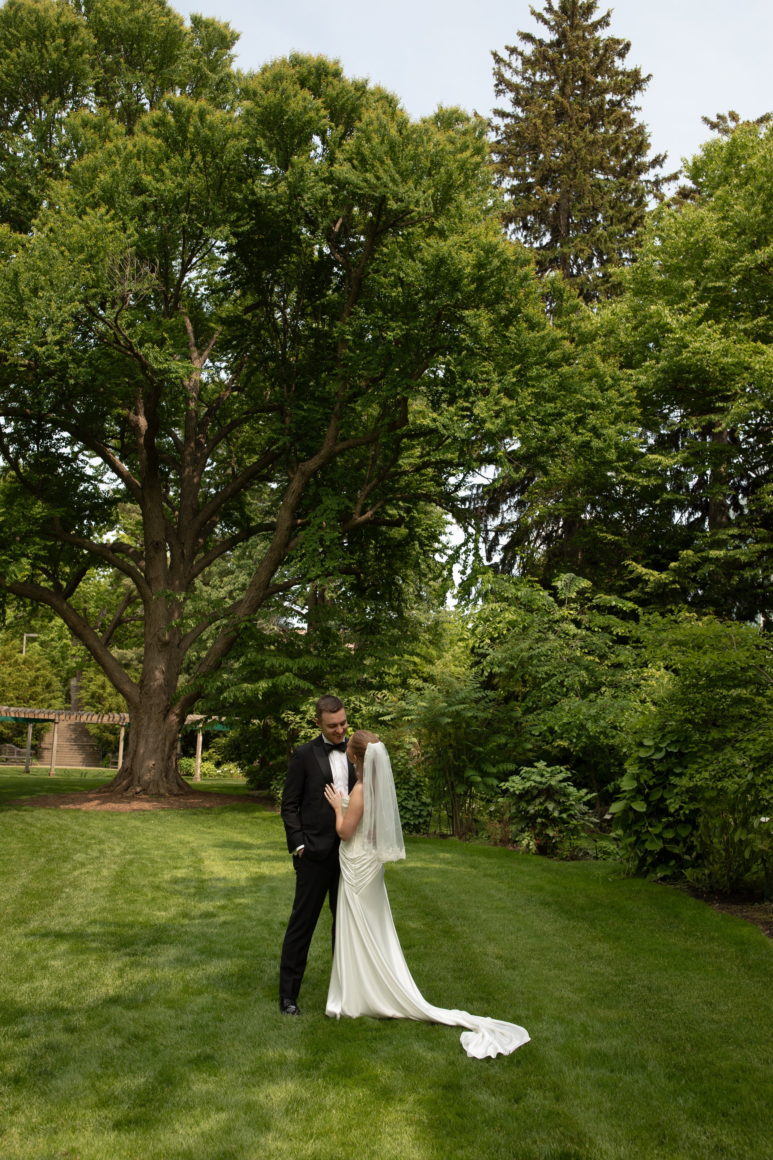 JessicaMax-Michigan-wedding-photographer-MSU-Horticulture-Garden-Wedding-103.jpg