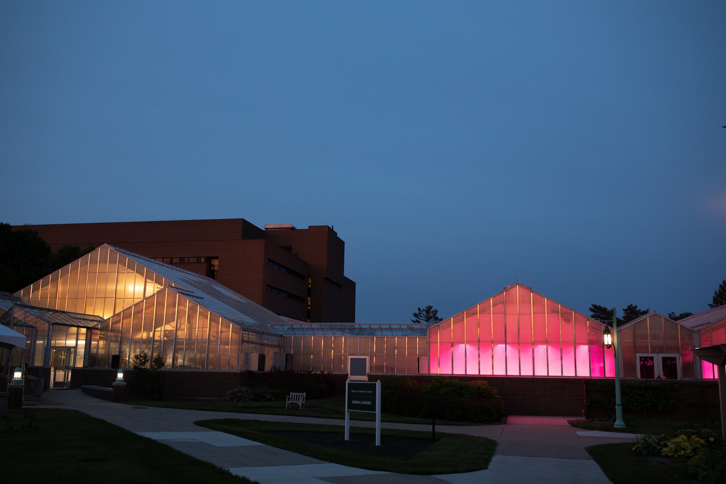 Reagan &amp; Michael // MSU Horticulture Garden Wedding