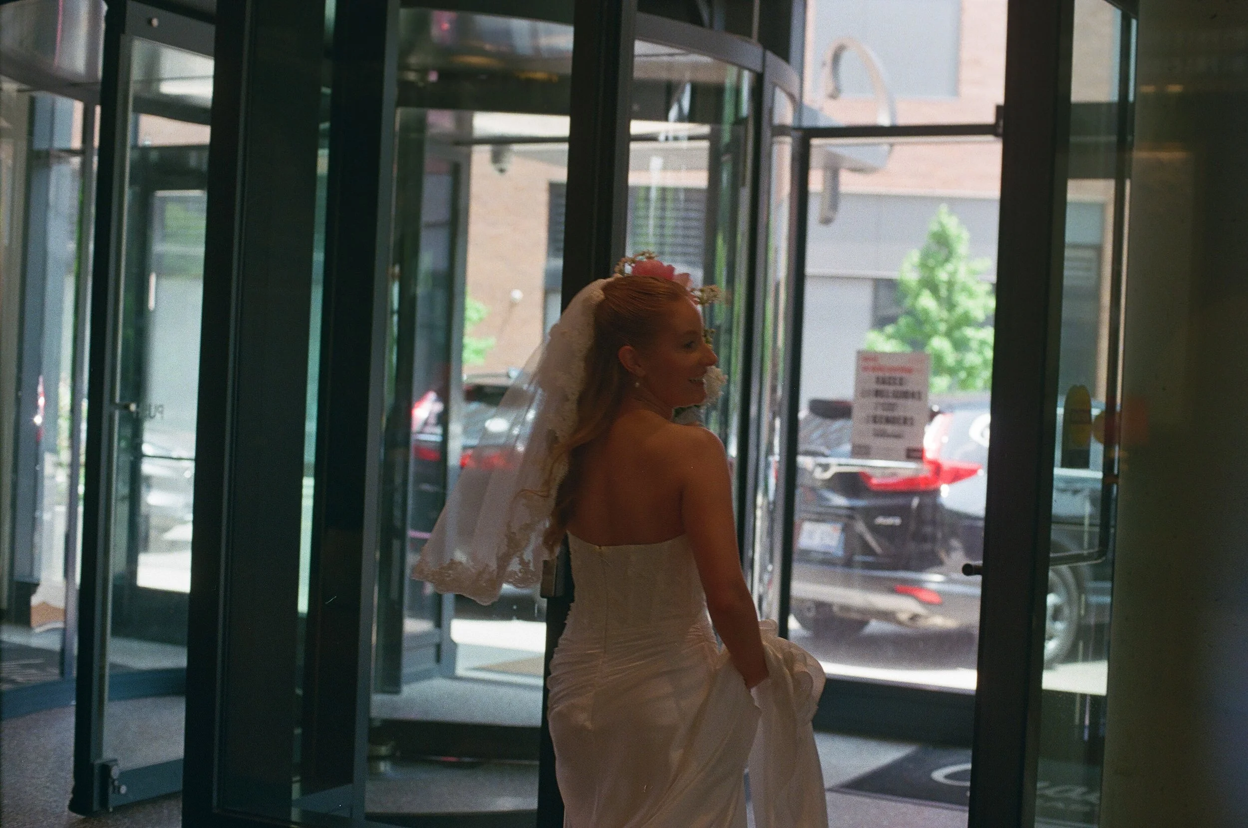 Michigan-film-photographer-MSU-horticulture-gardens-wedding-29.jpg