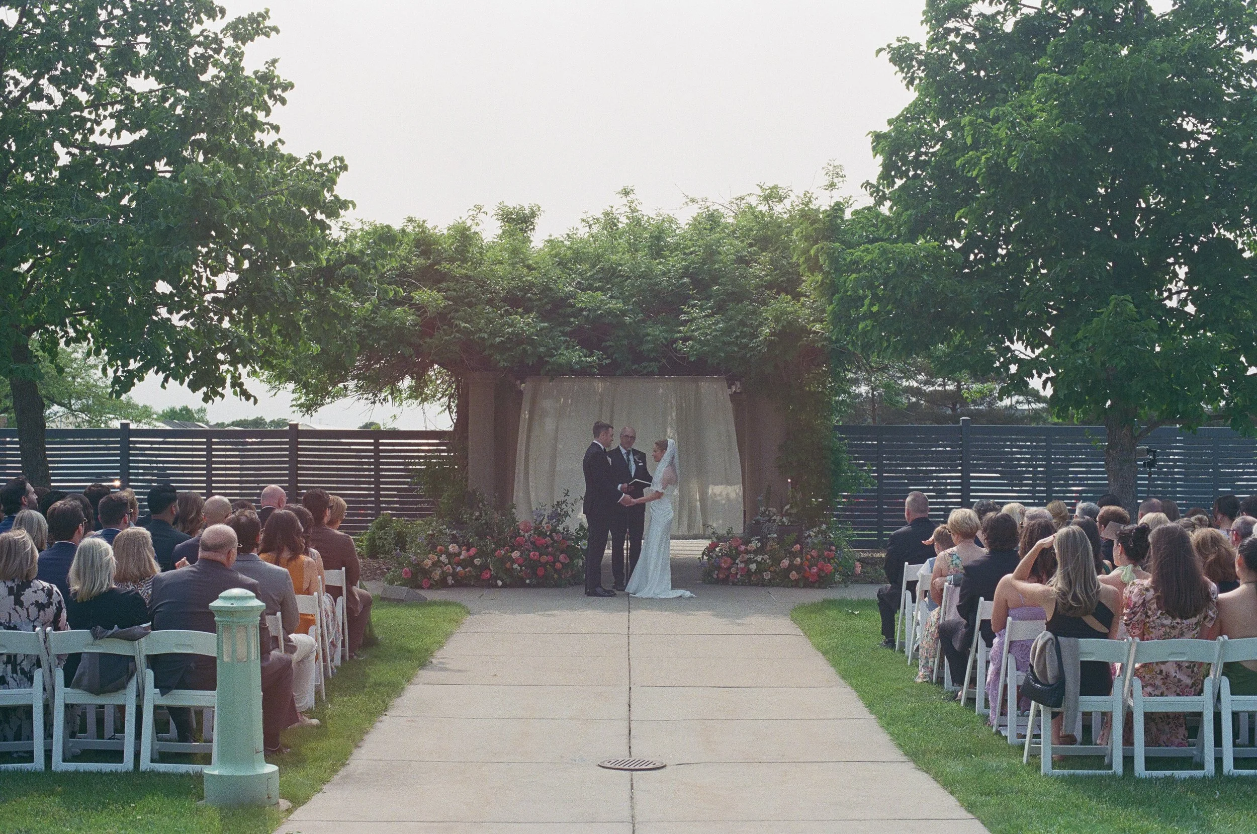 Michigan-film-photographer-MSU-horticulture-gardens-wedding-90.jpg