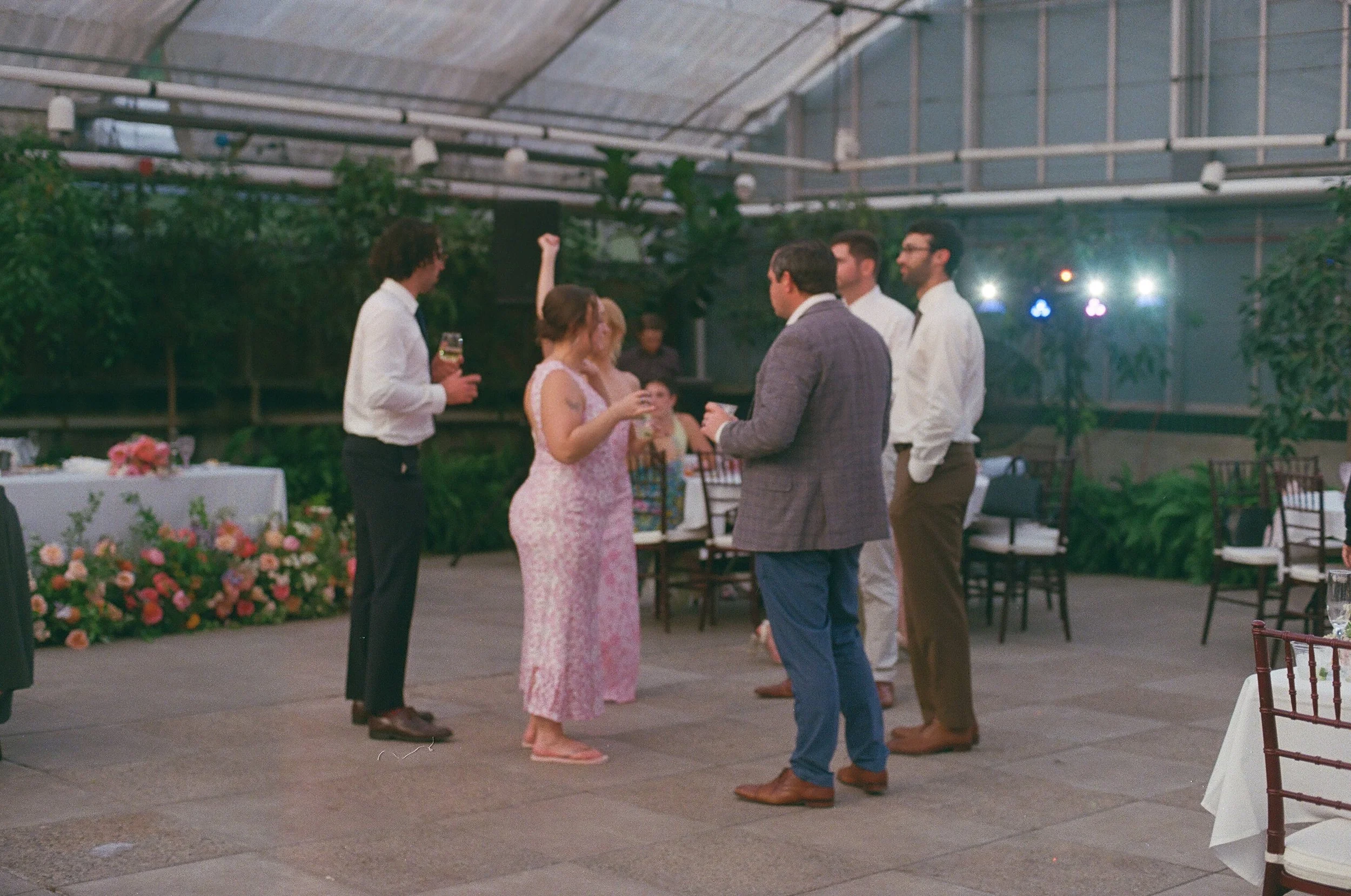 Michigan-film-photographer-MSU-horticulture-gardens-wedding-47.jpg